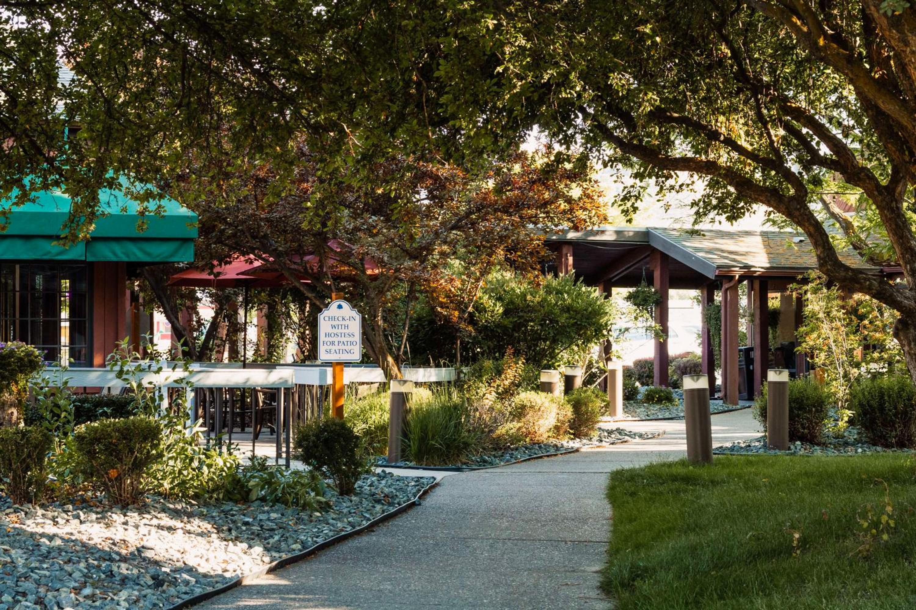 Baker City Vacations - Best Western Sunridge Inn  Conference Center - Property Image 30