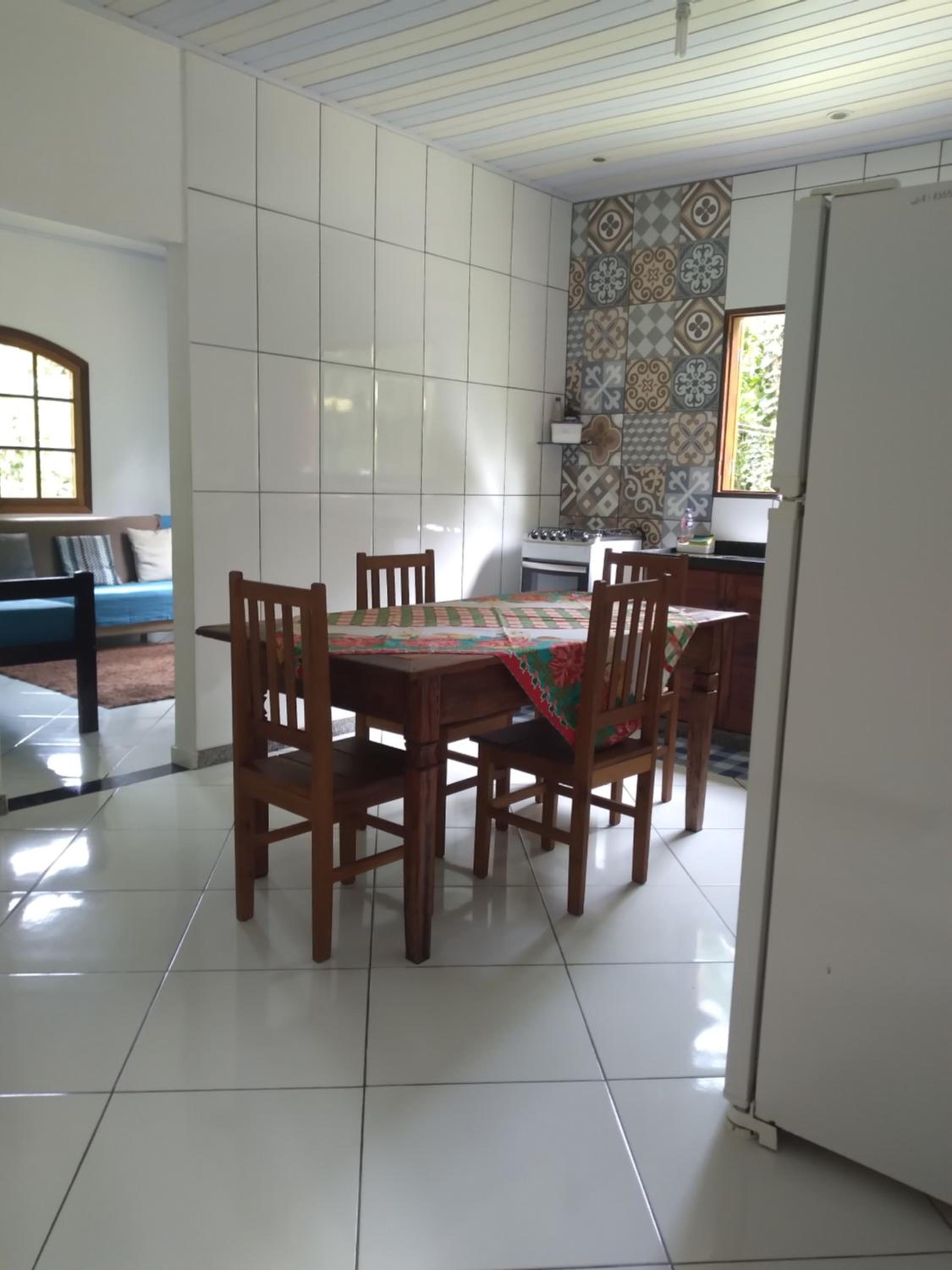 Recanto da Margo 2, casa com acesso a cachoeira até 10 pessoas