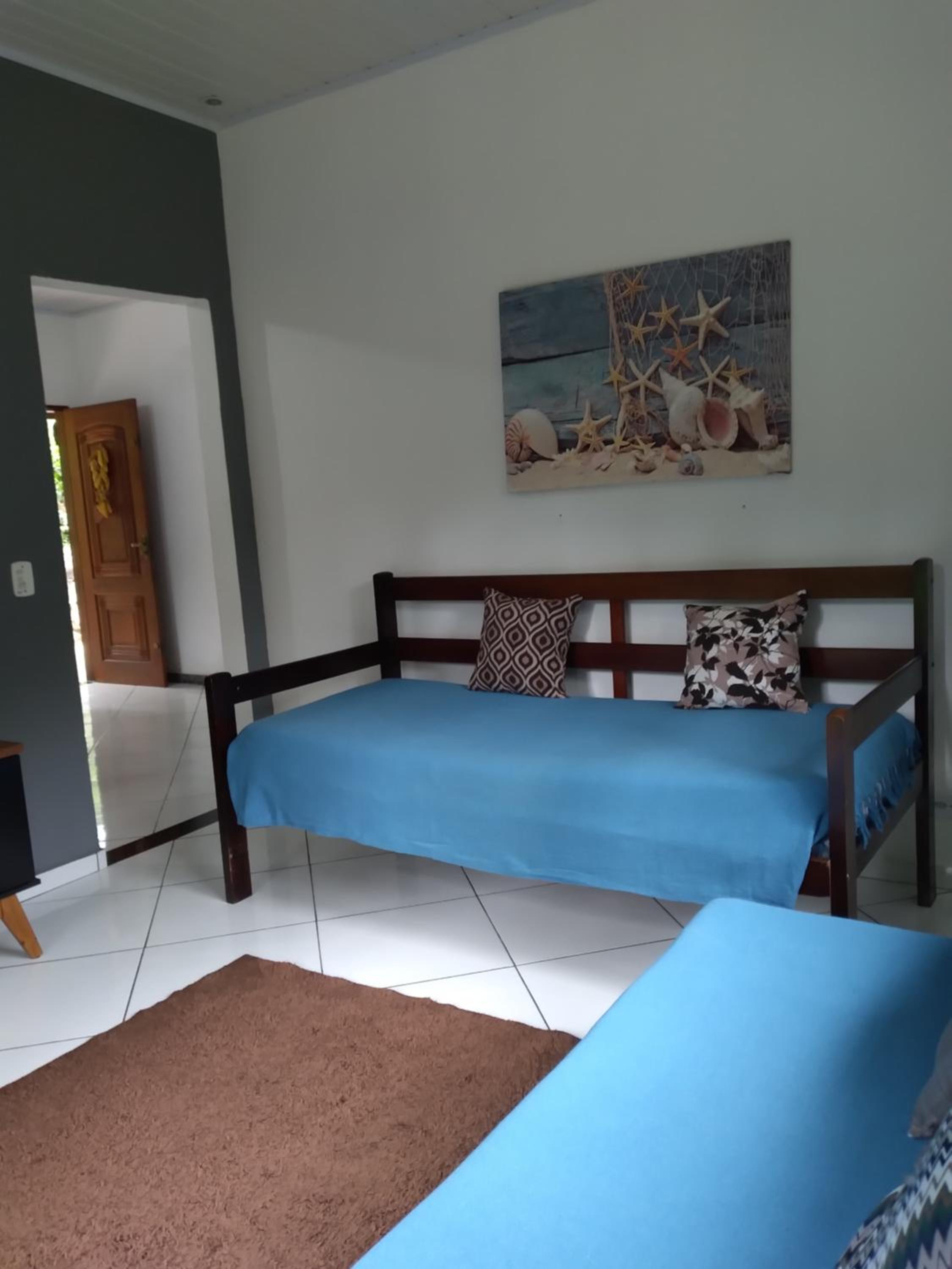 Recanto da Margo 2, casa com acesso a cachoeira até 10 pessoas