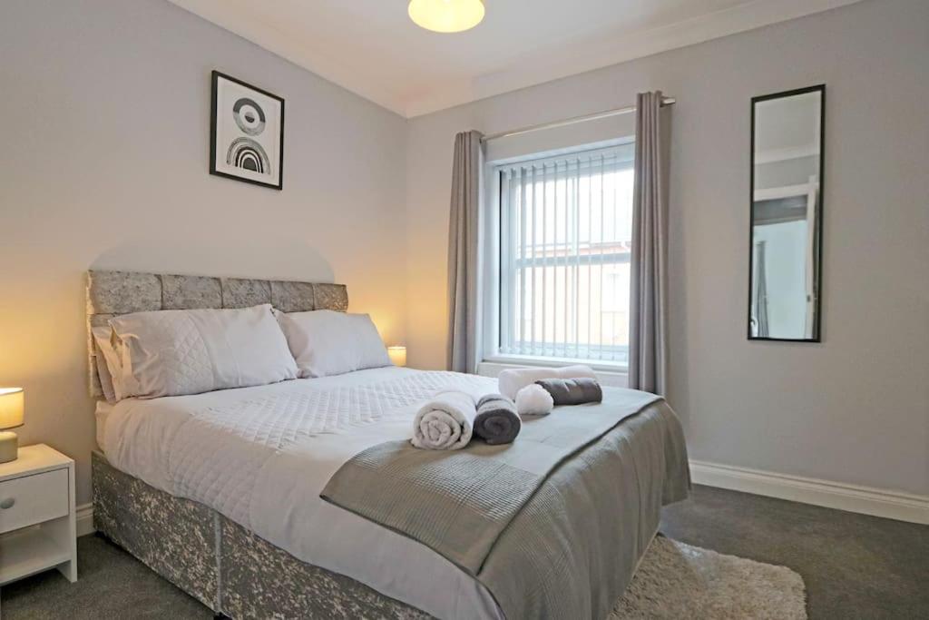 Deluxe & Modern 2bed House view 3