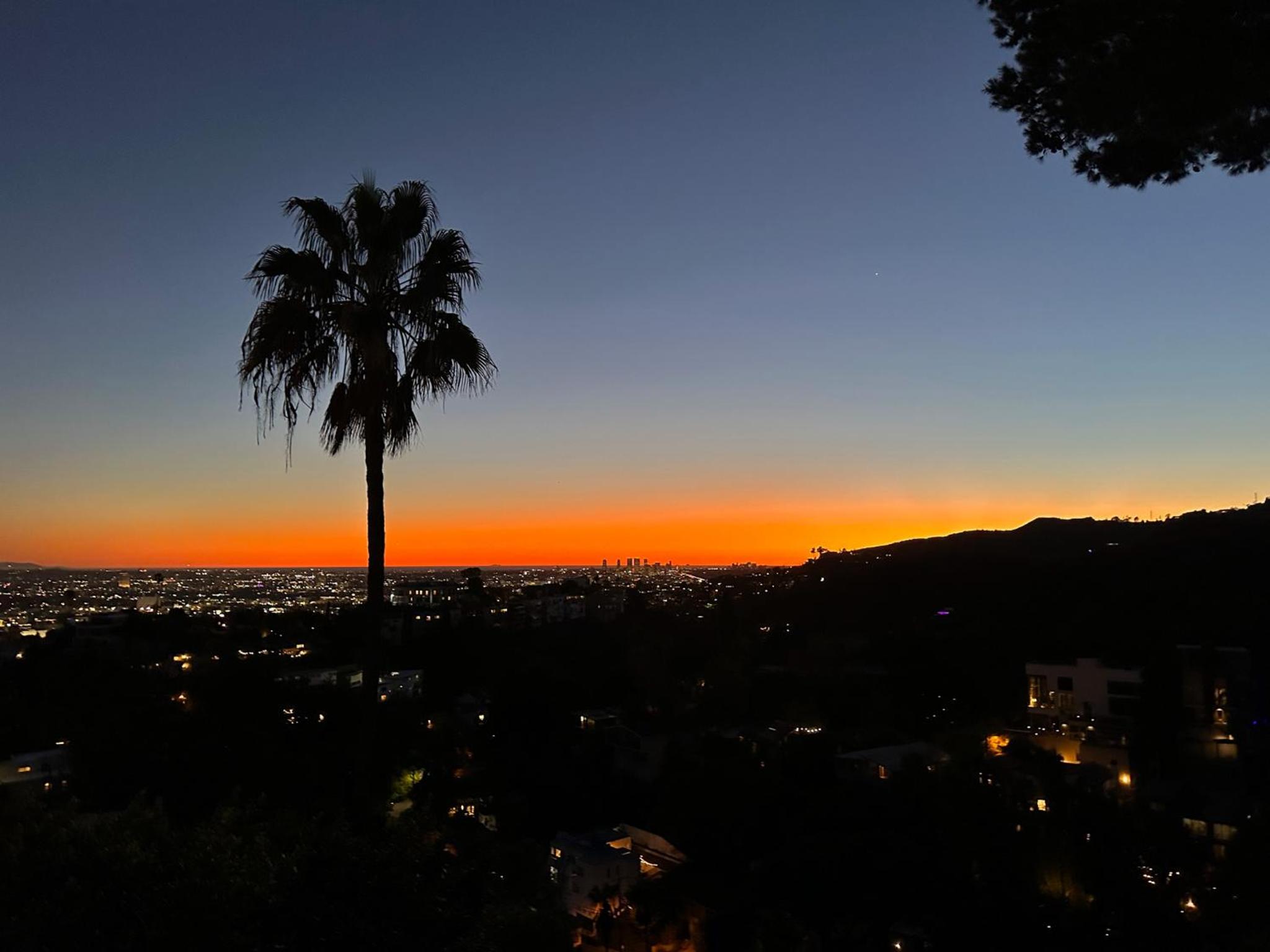 Stunning Views Hollywood Hills Lux Living