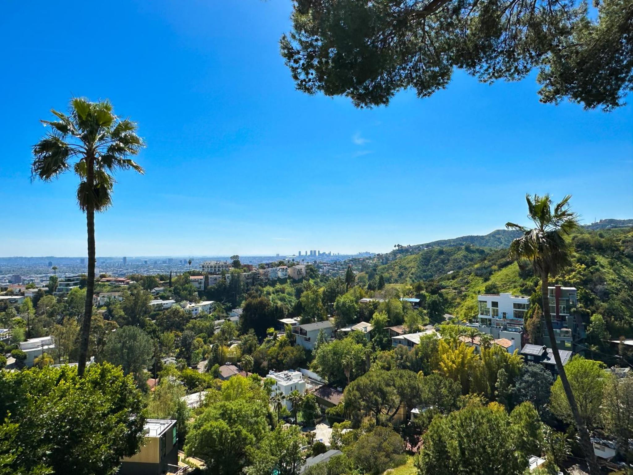 Stunning Views Hollywood Hills Lux Living
