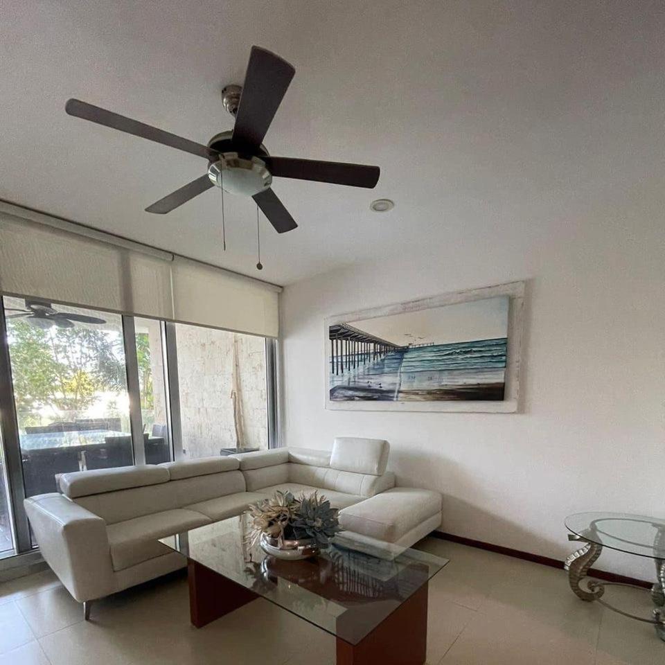 Condominio uaymitun,progreso