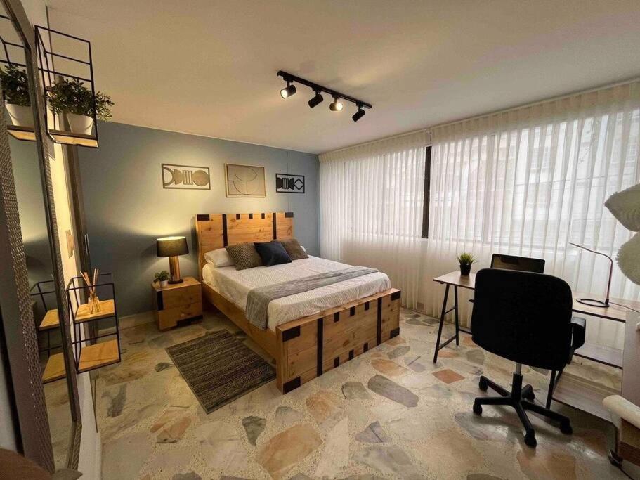 hermoso aparta estudio.