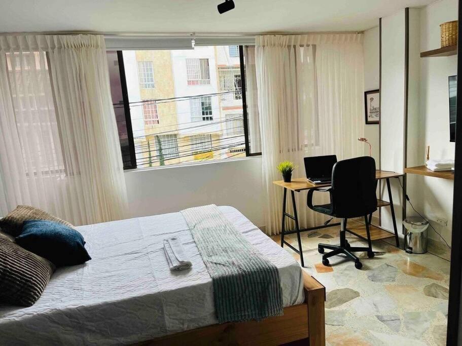 hermoso aparta estudio.
