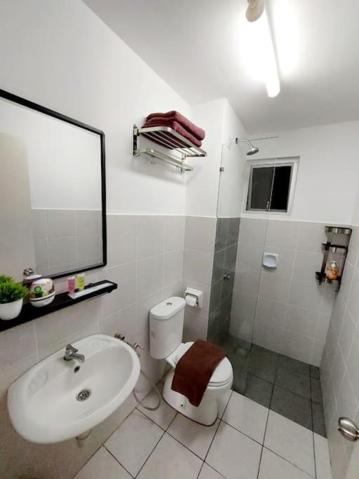Alanis Guest House-GatewayKLIA-NetflixWifi
