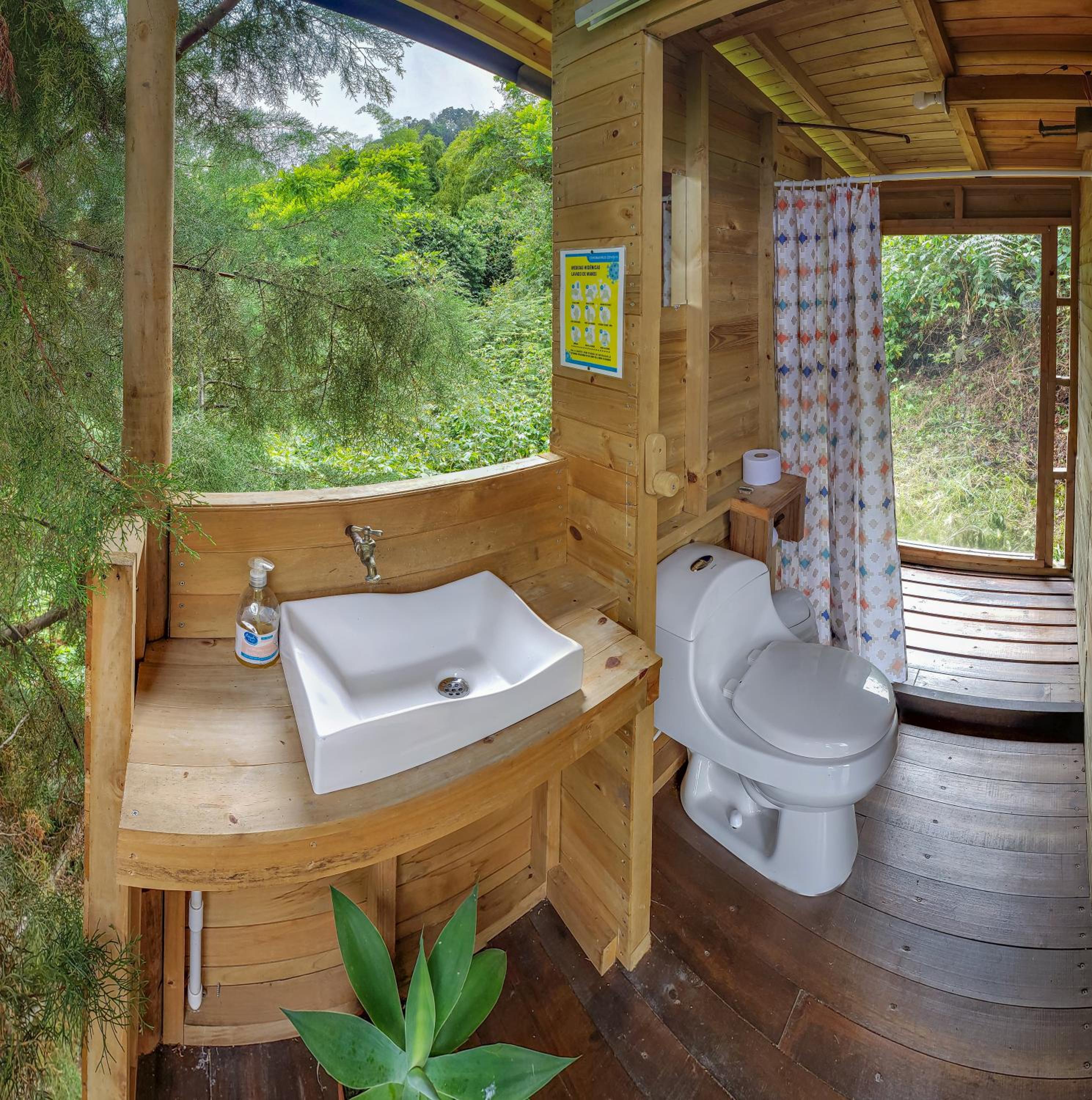 La Peña Abejorral - Hostal de Aventura