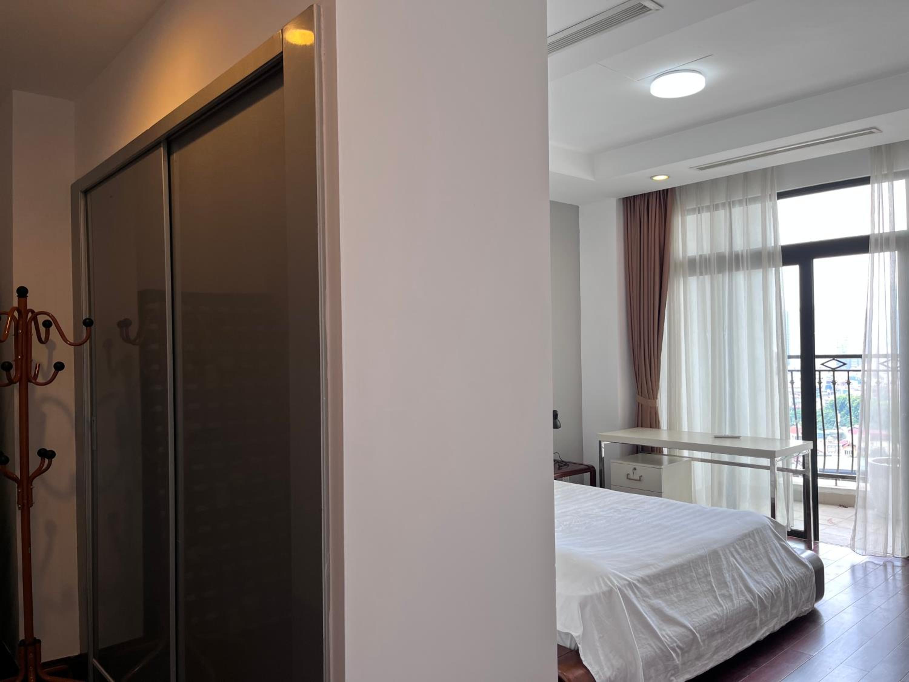 Vinhomes Royal City Luxury Apartment 2 Br