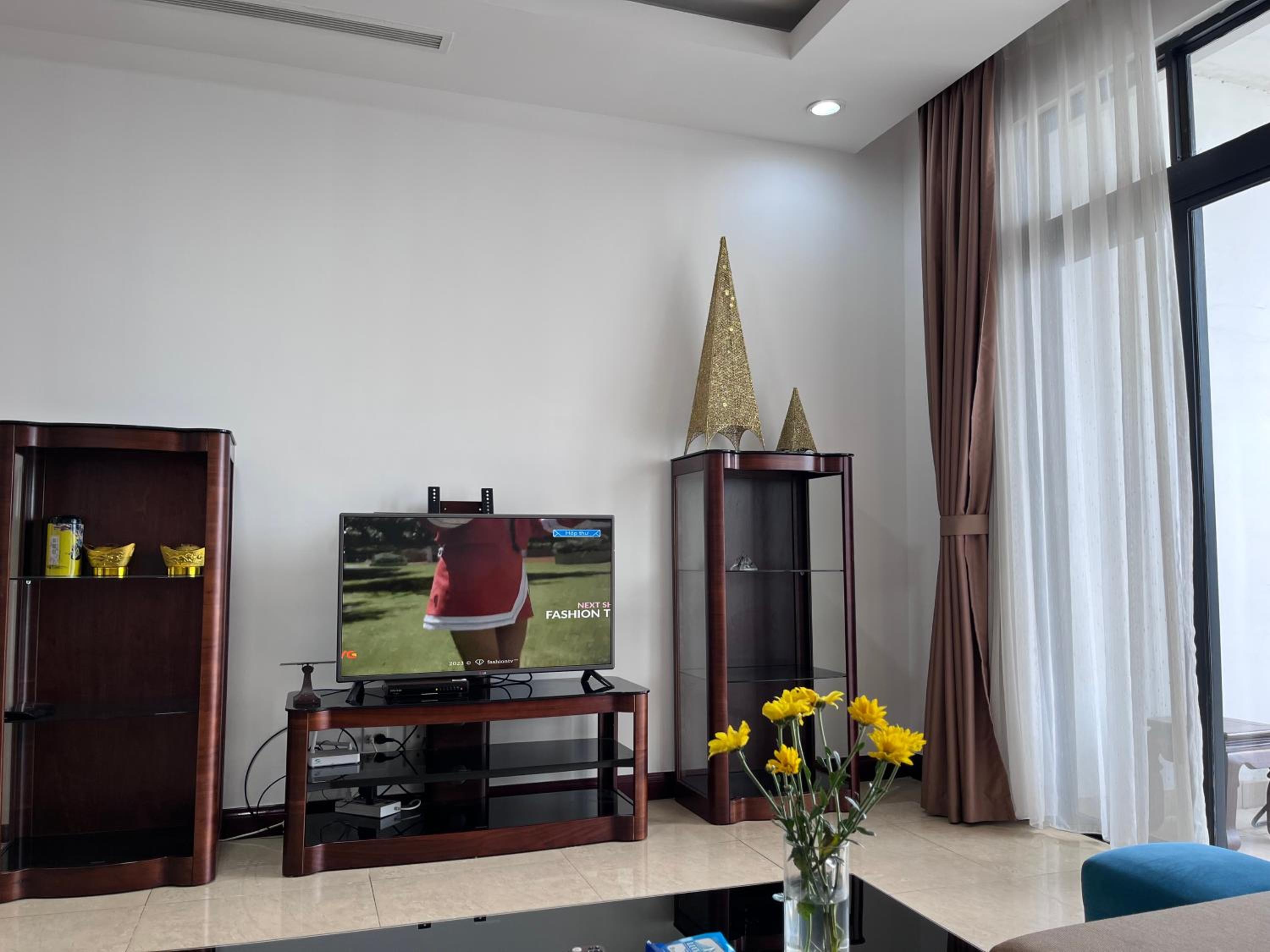 Vinhomes Royal City Luxury Apartment 2 Br