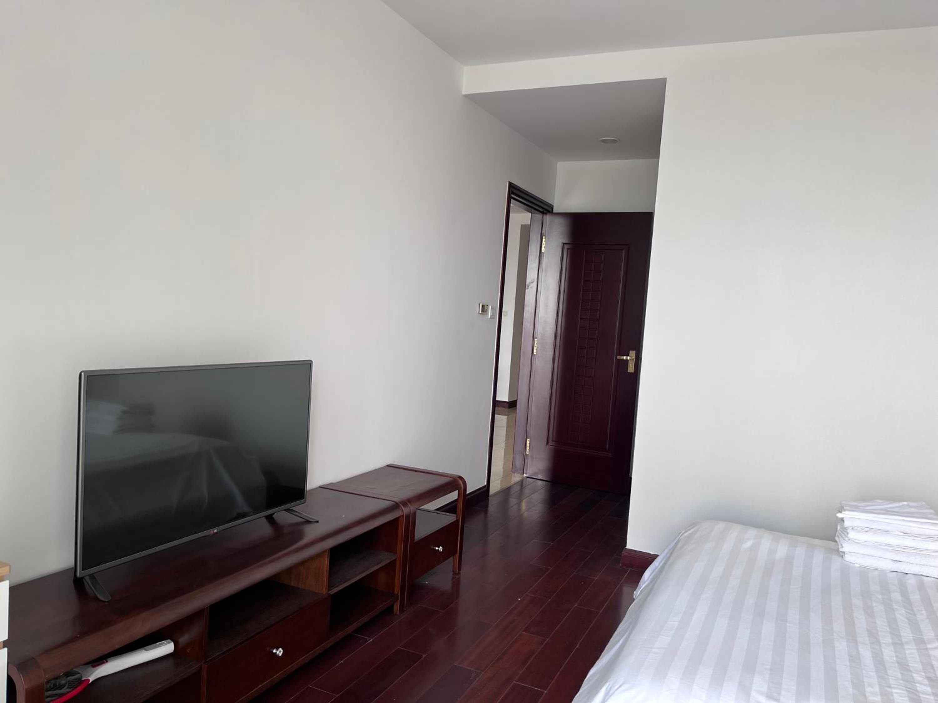 Vinhomes Royal City Luxury Apartment 2 Br