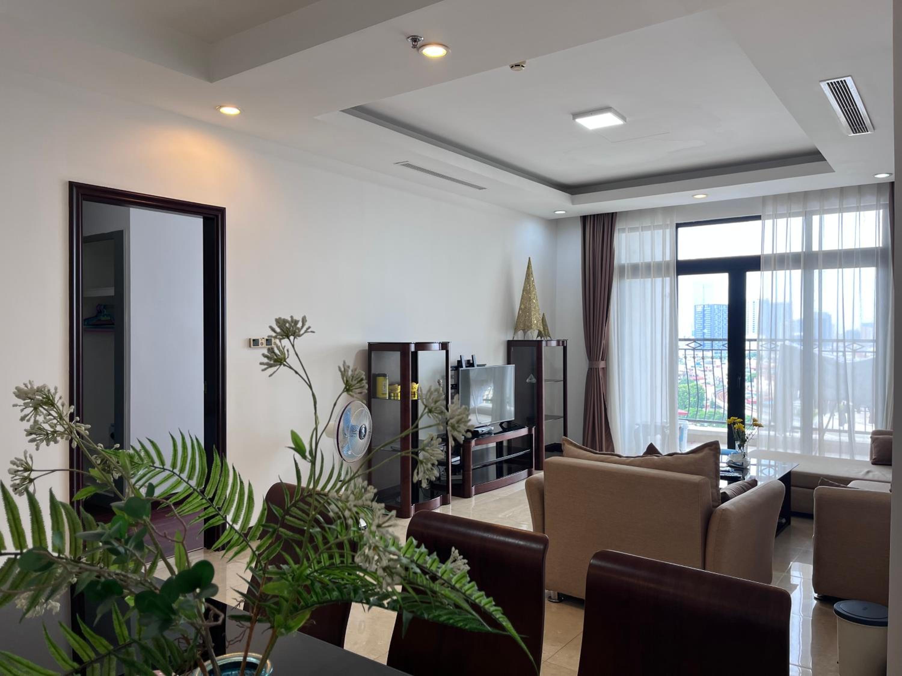 Vinhomes Royal City Luxury Apartment 2 Br