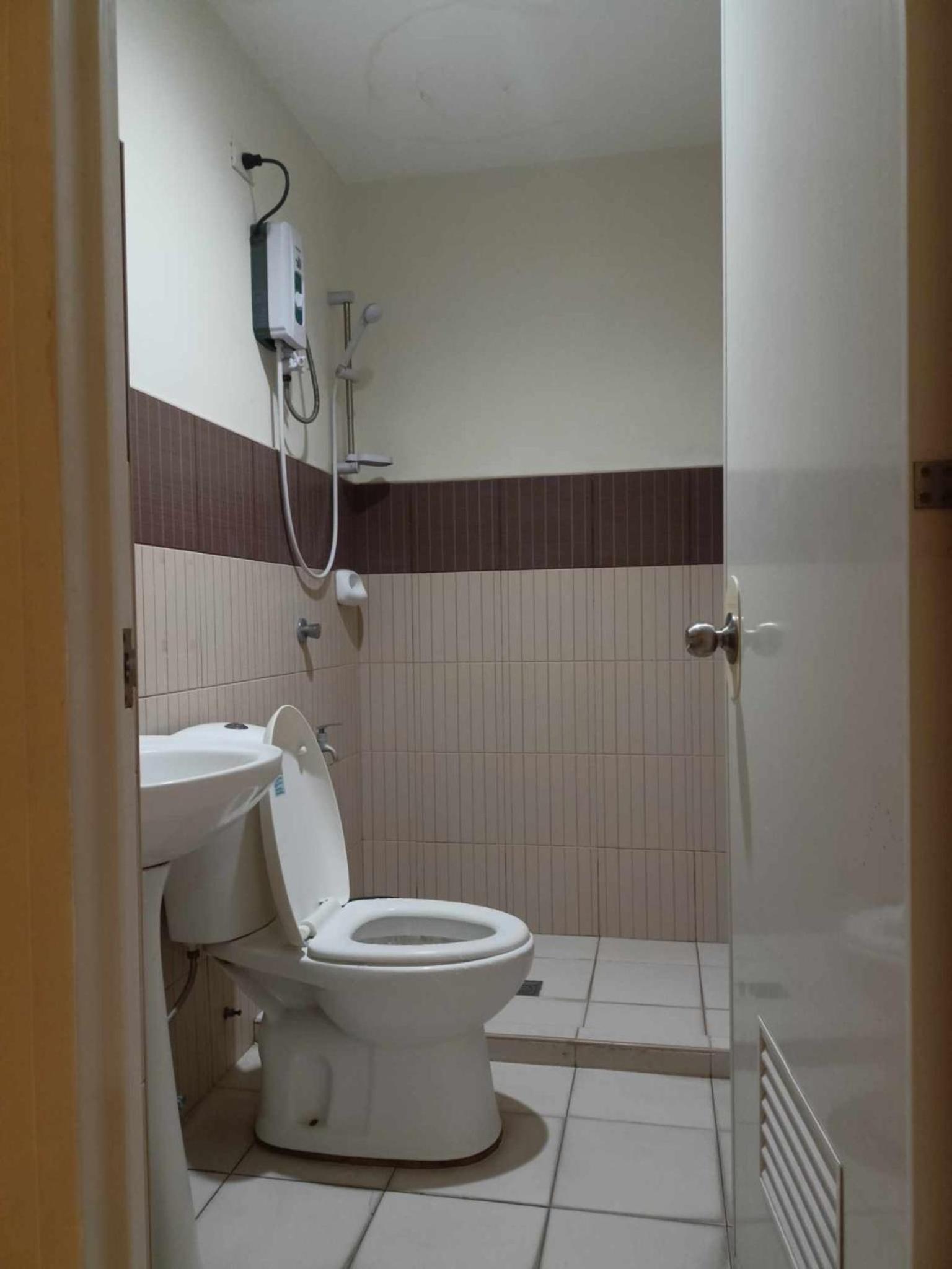 WJV INN LAHUG