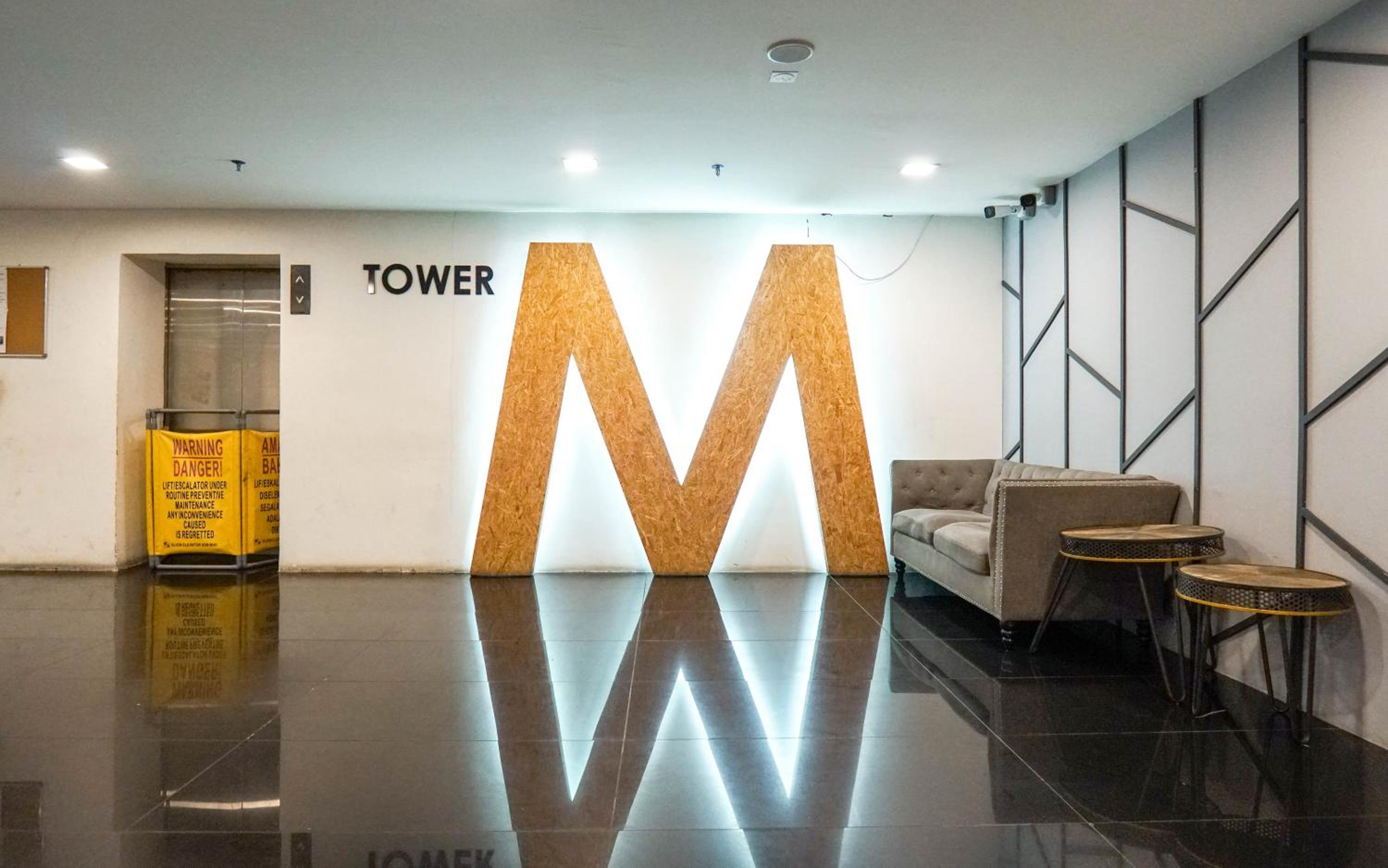 Empire City, M Tower by Airhost view 3