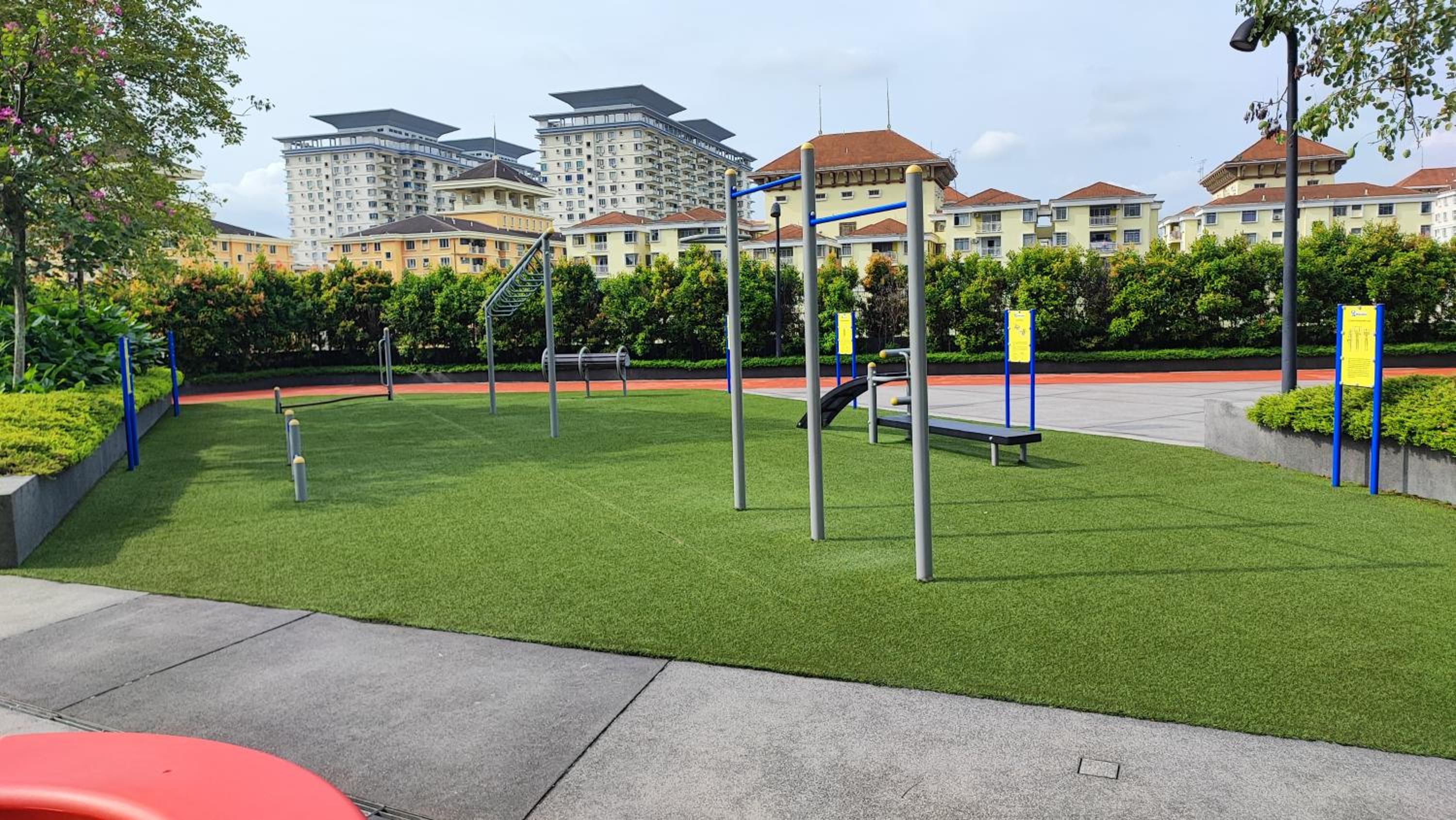 KL East 2-Bedroom, 2-Queenbed Prime Video