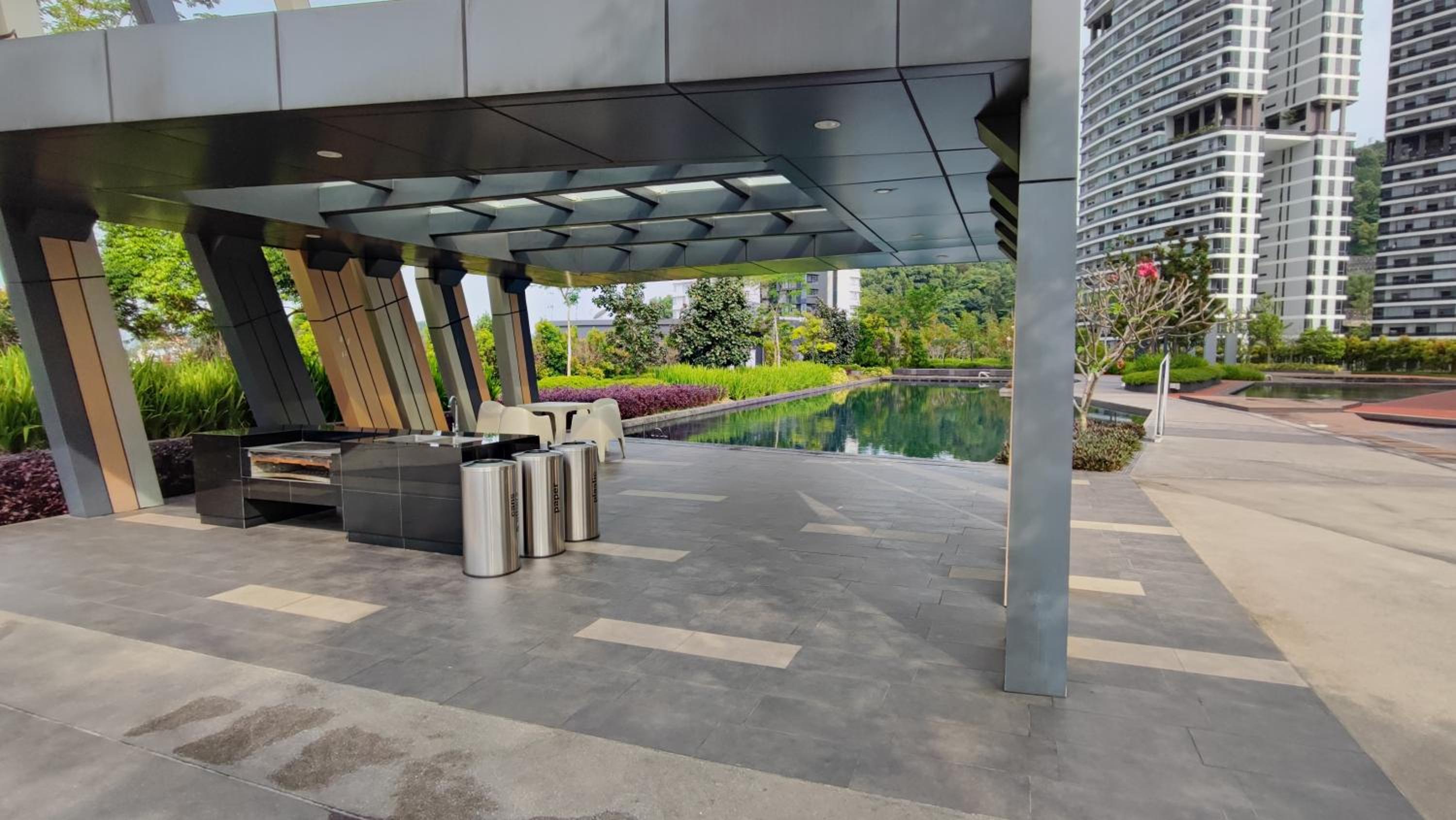 KL East 2-Bedroom, 2-Queenbed Prime Video