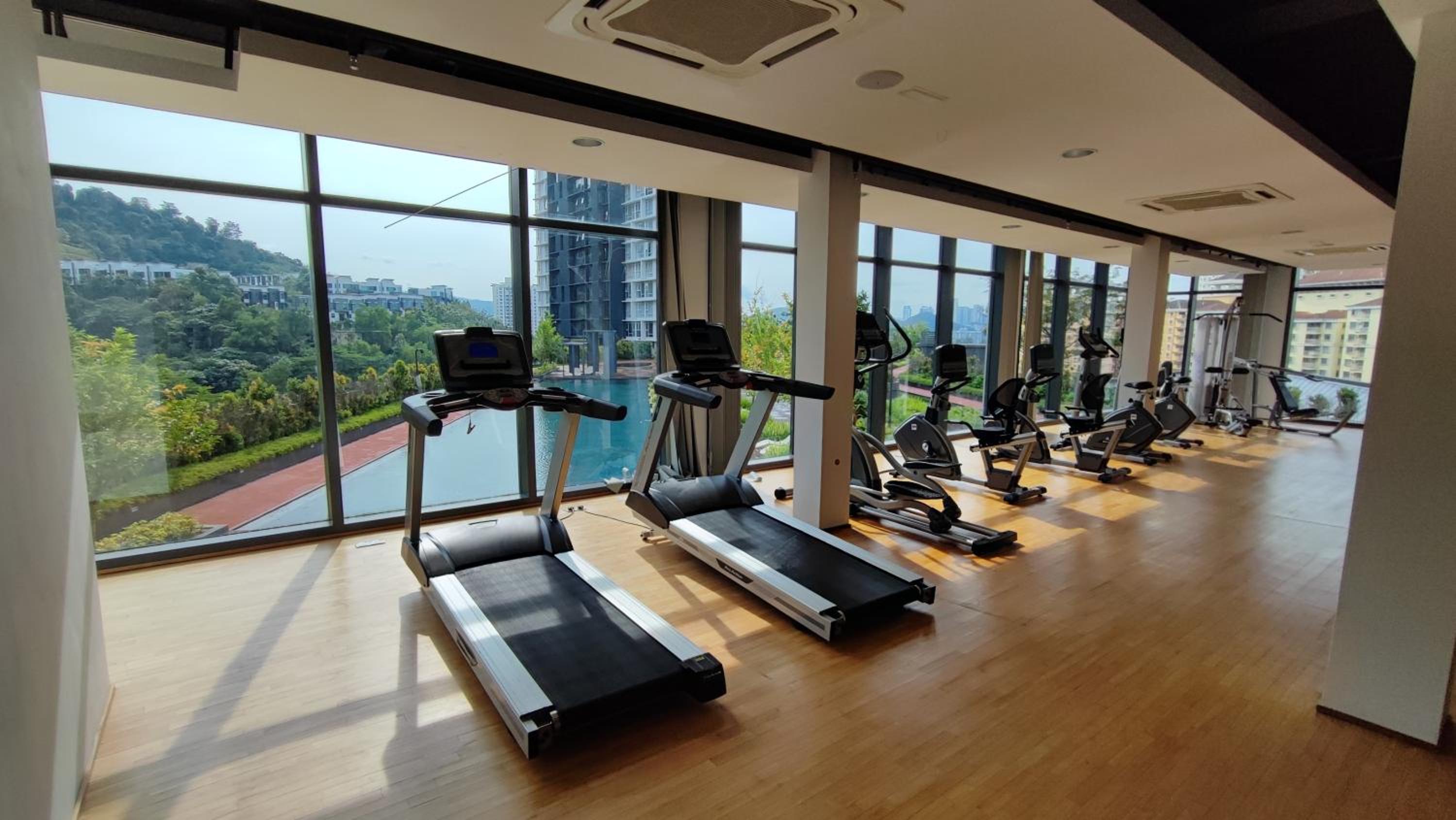 KL East 2-Bedroom, 2-Queenbed Prime Video
