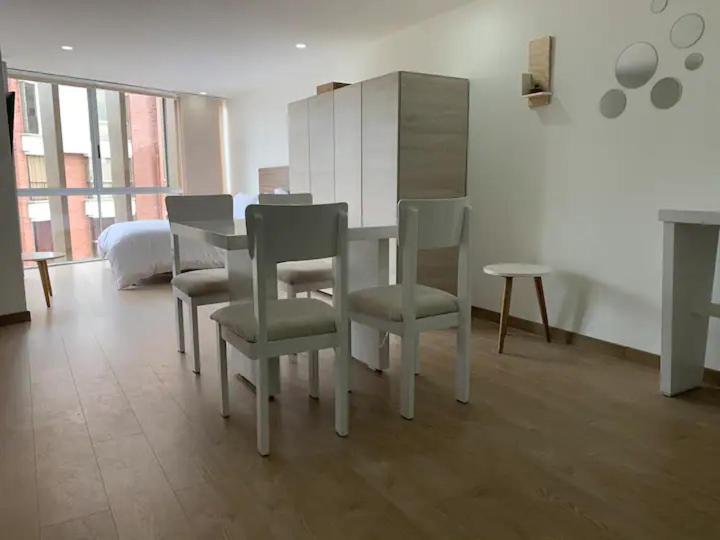 EXCLUSIVO APARTAMENTO SOHO ARMENIA