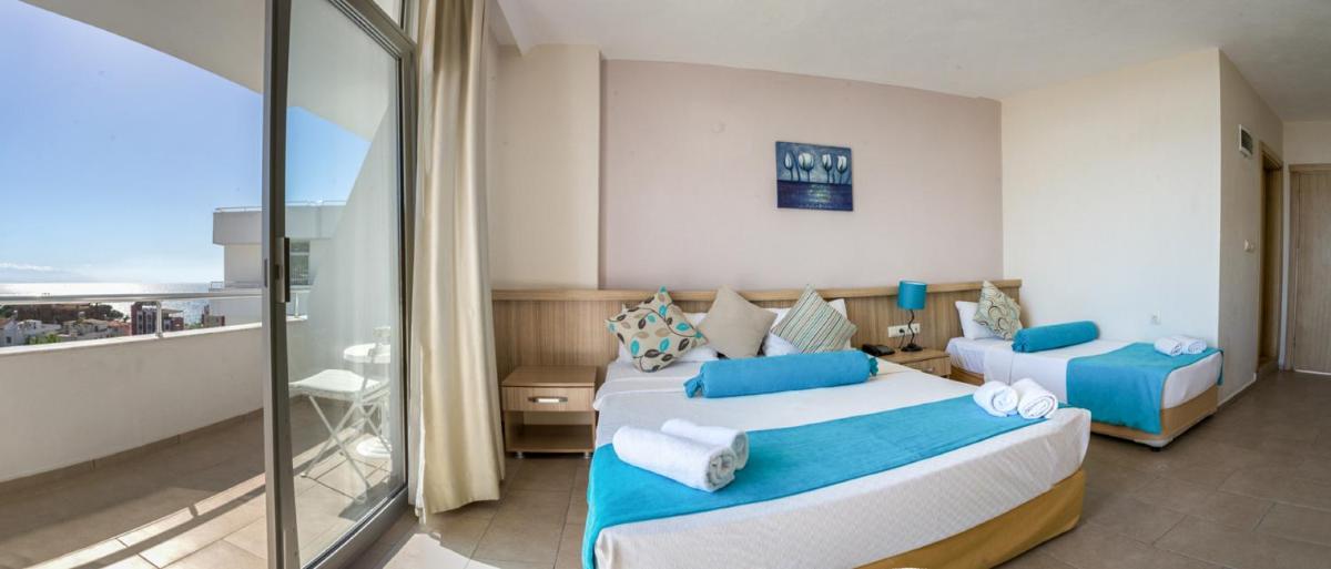 Ponz Hotel - Image 52