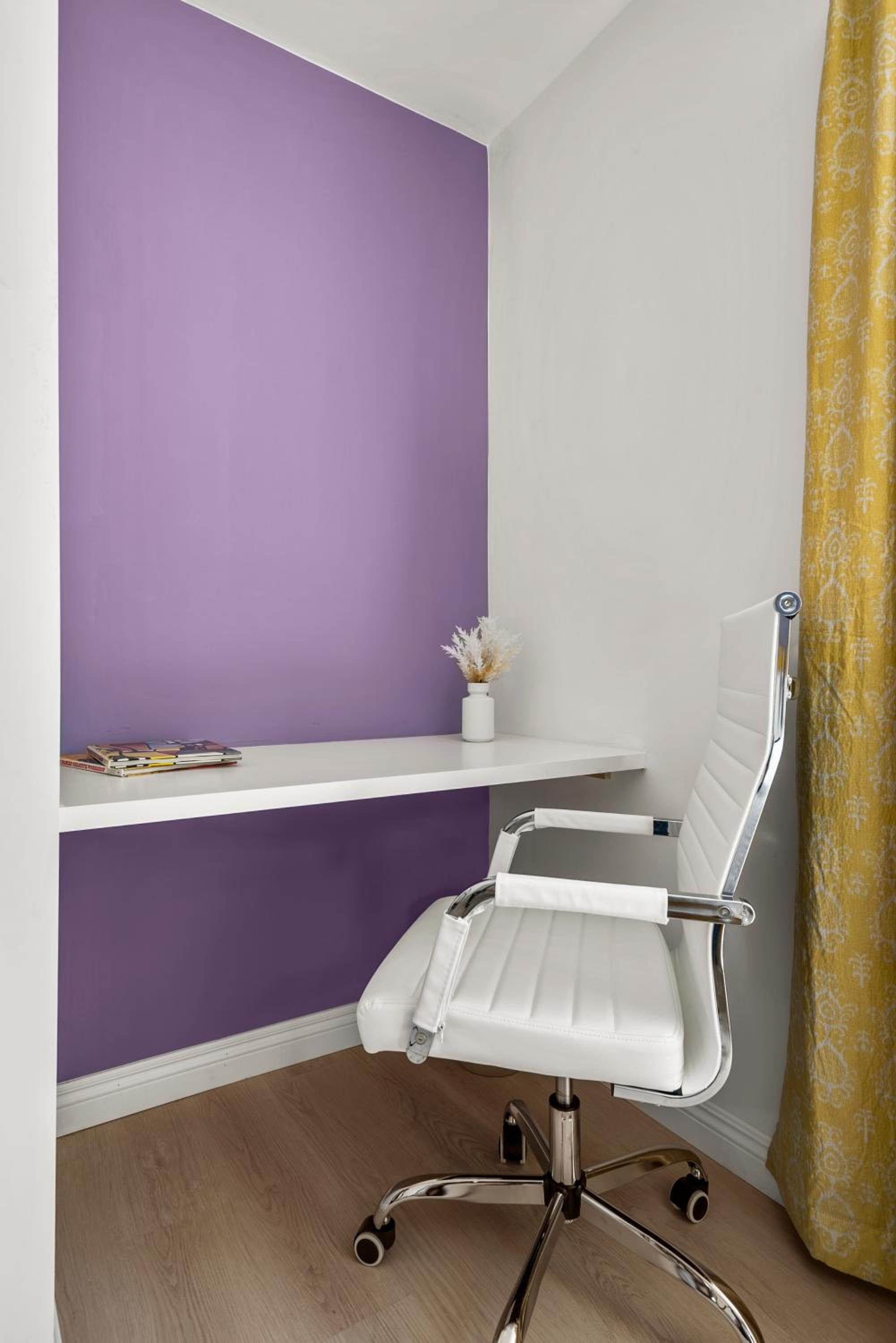 Luxury 6BR Retreat Fast WIFI, Dedicated Workspaces view 5