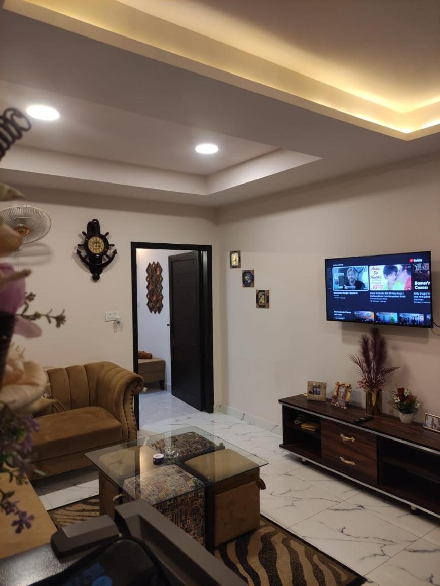 EMPORIUM EXECUTIVE DELUXE FAMILY APARTMENt E11 2 view 3