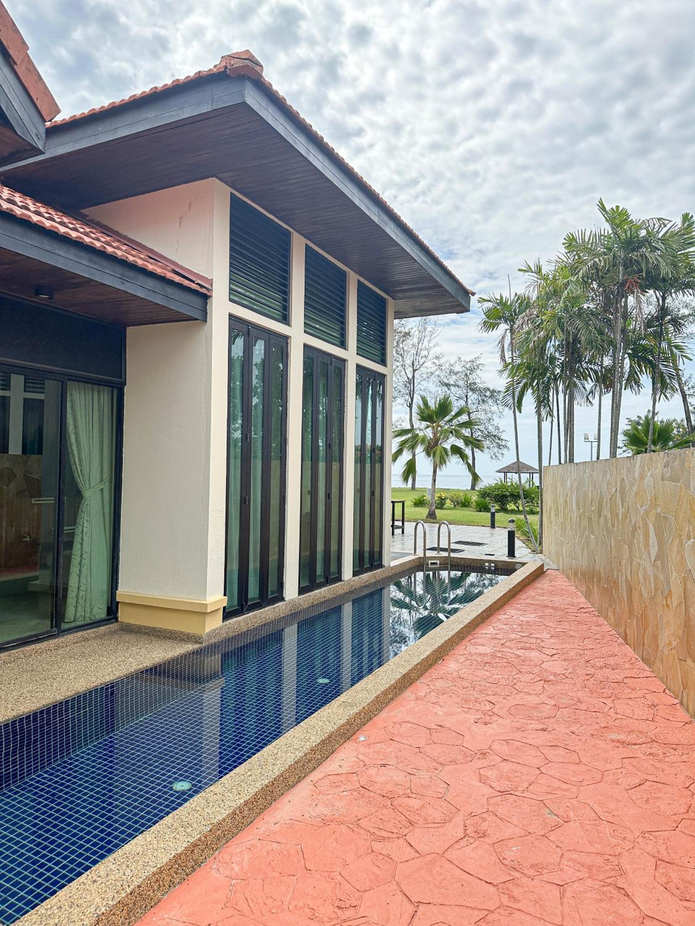 Bonheur at Karambunai