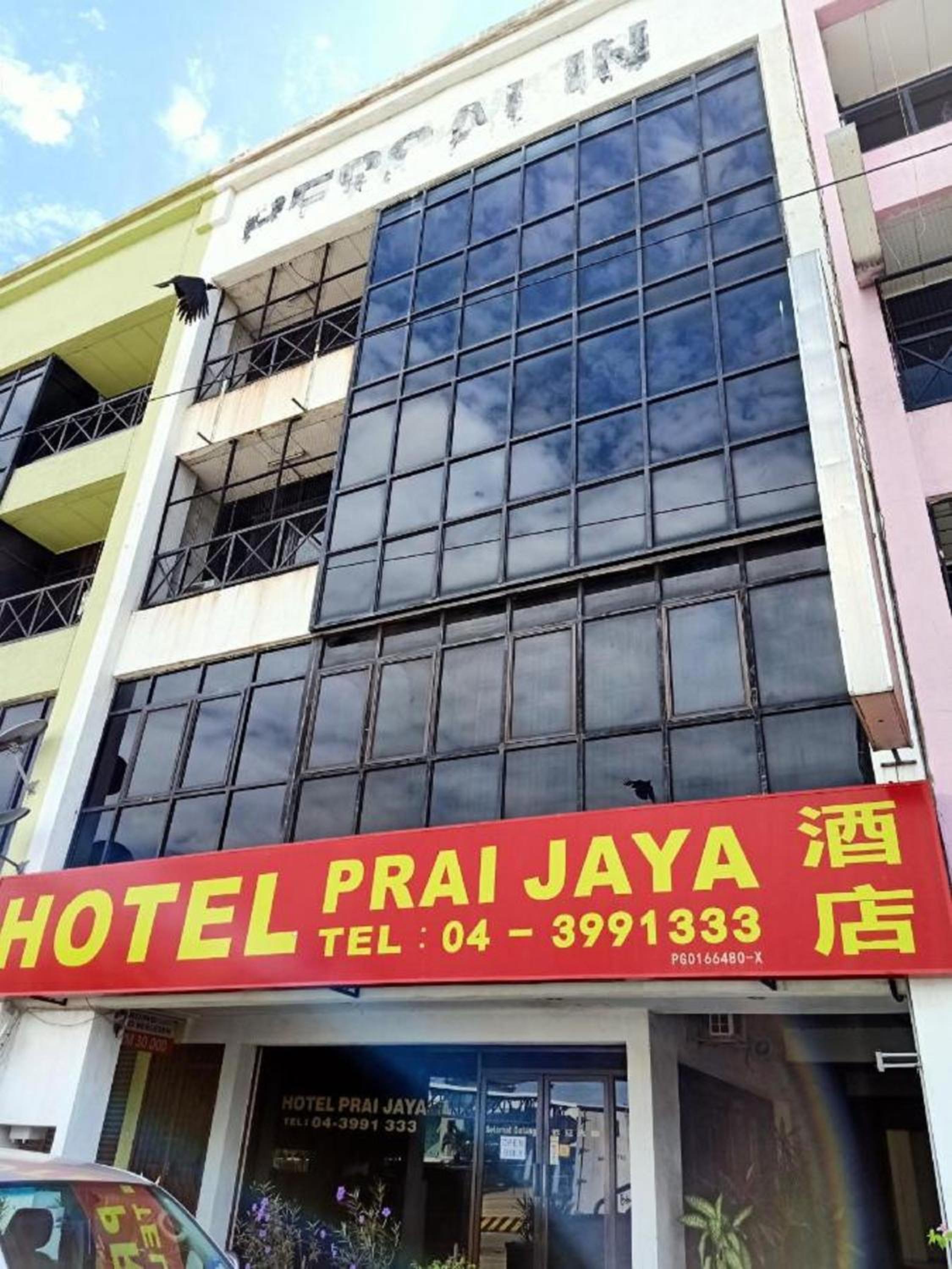 Hotel OYO 90842 Hotel Prai Jaya - Image 1