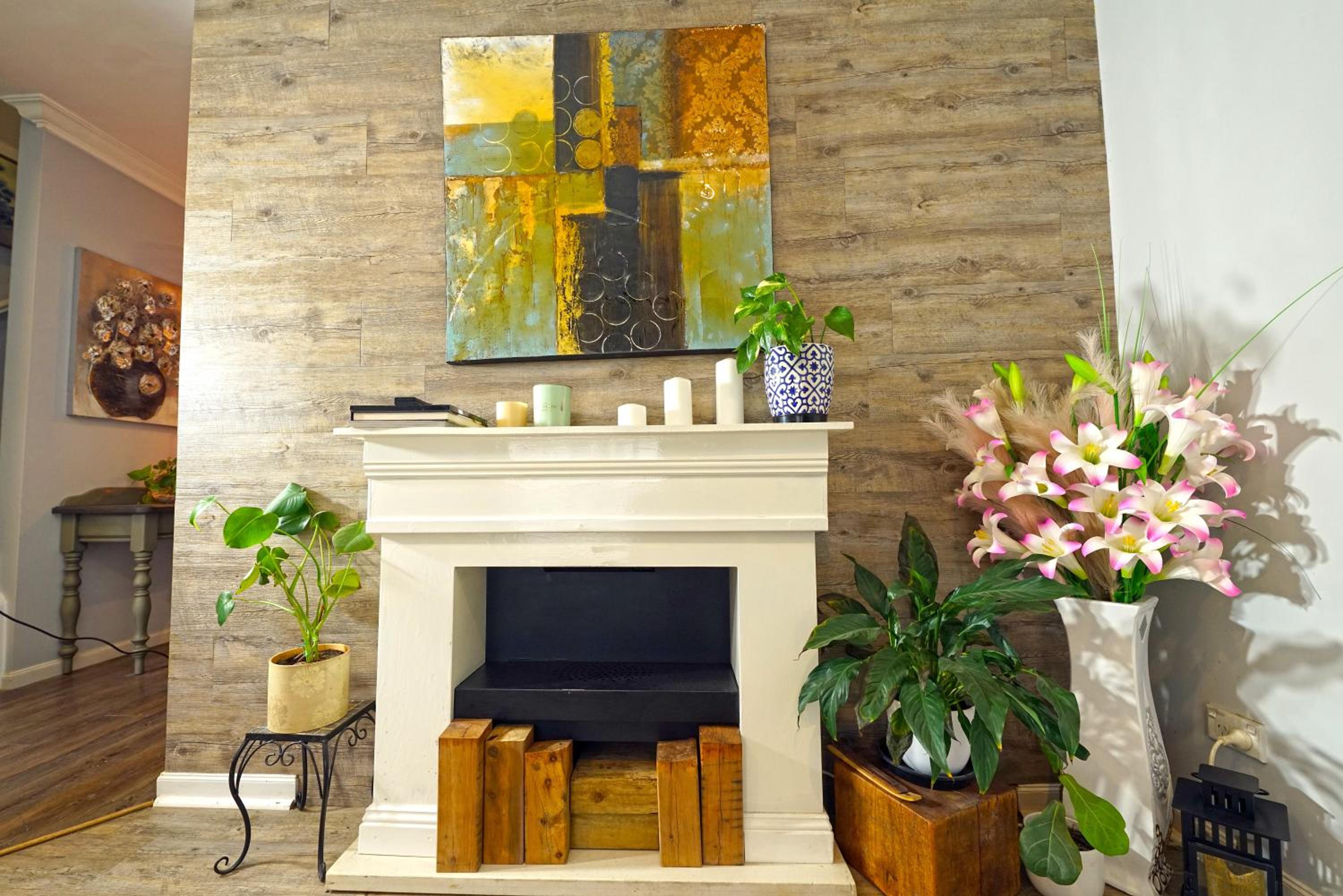 Fawkner Modern 3BR House Netflix WiFi Parking