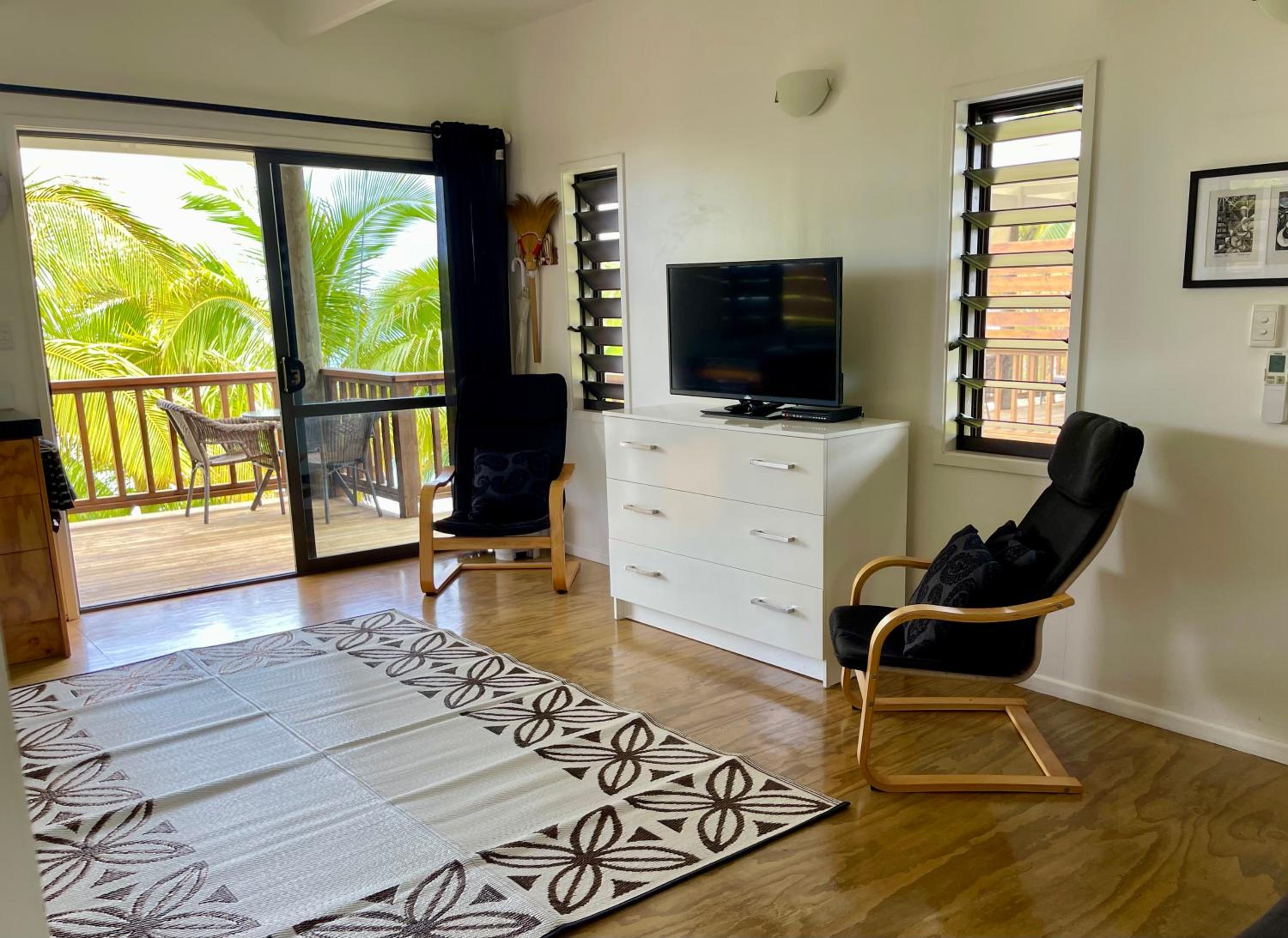 Rarotonga Villas Absolute Beachfront