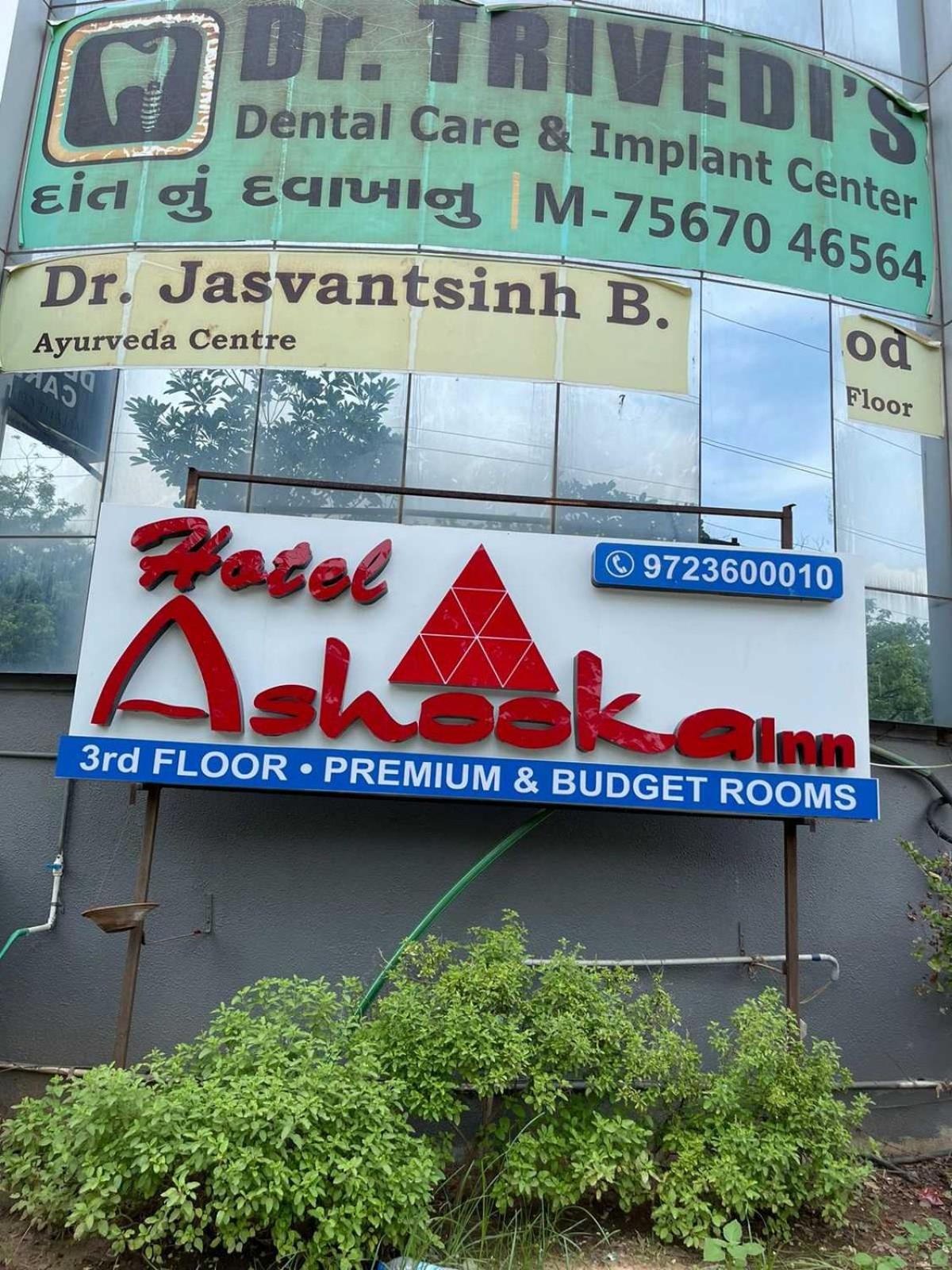 Hotel Ashooka Inn