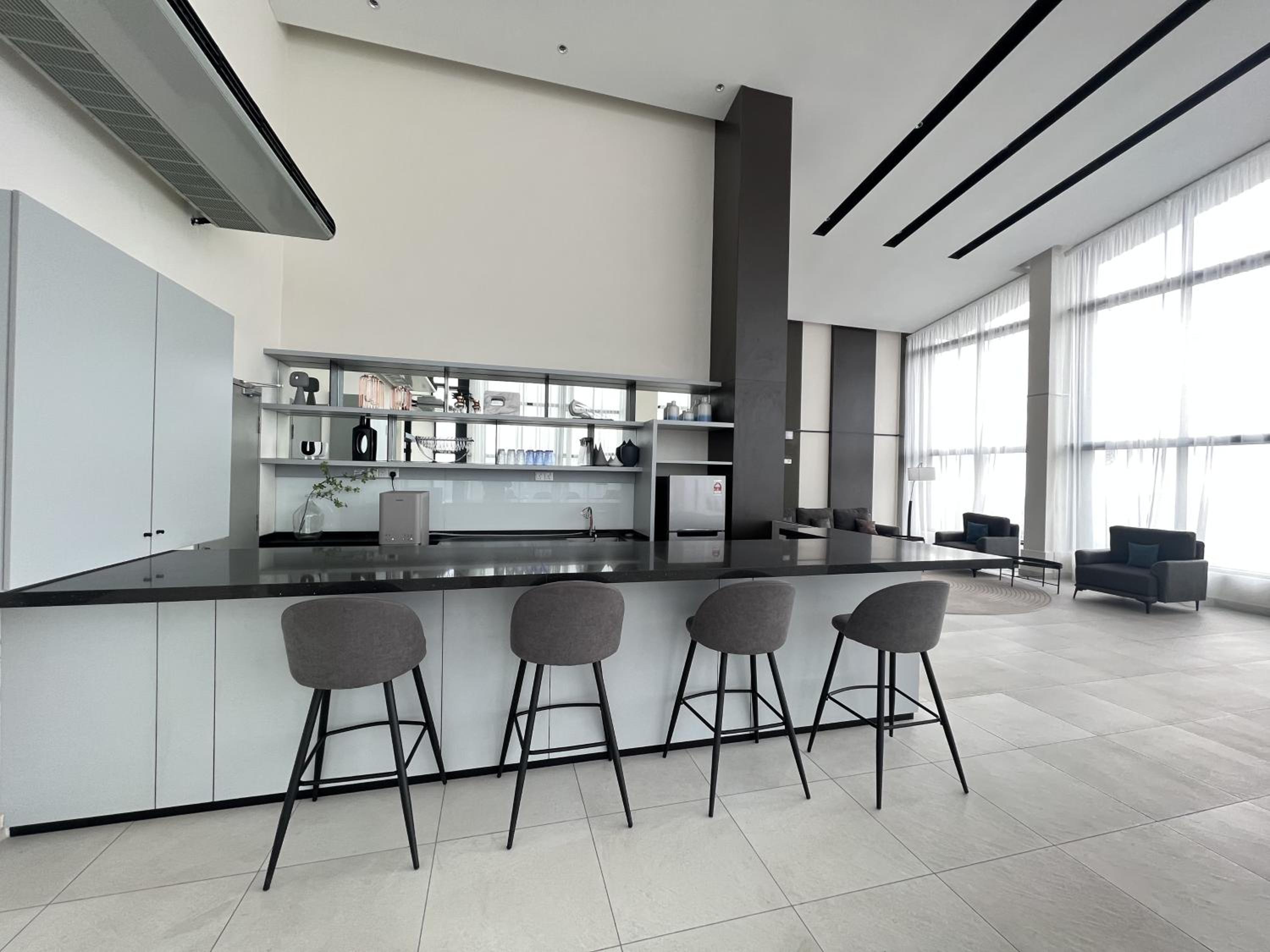 Twin Tower Homestay by Antlerzone