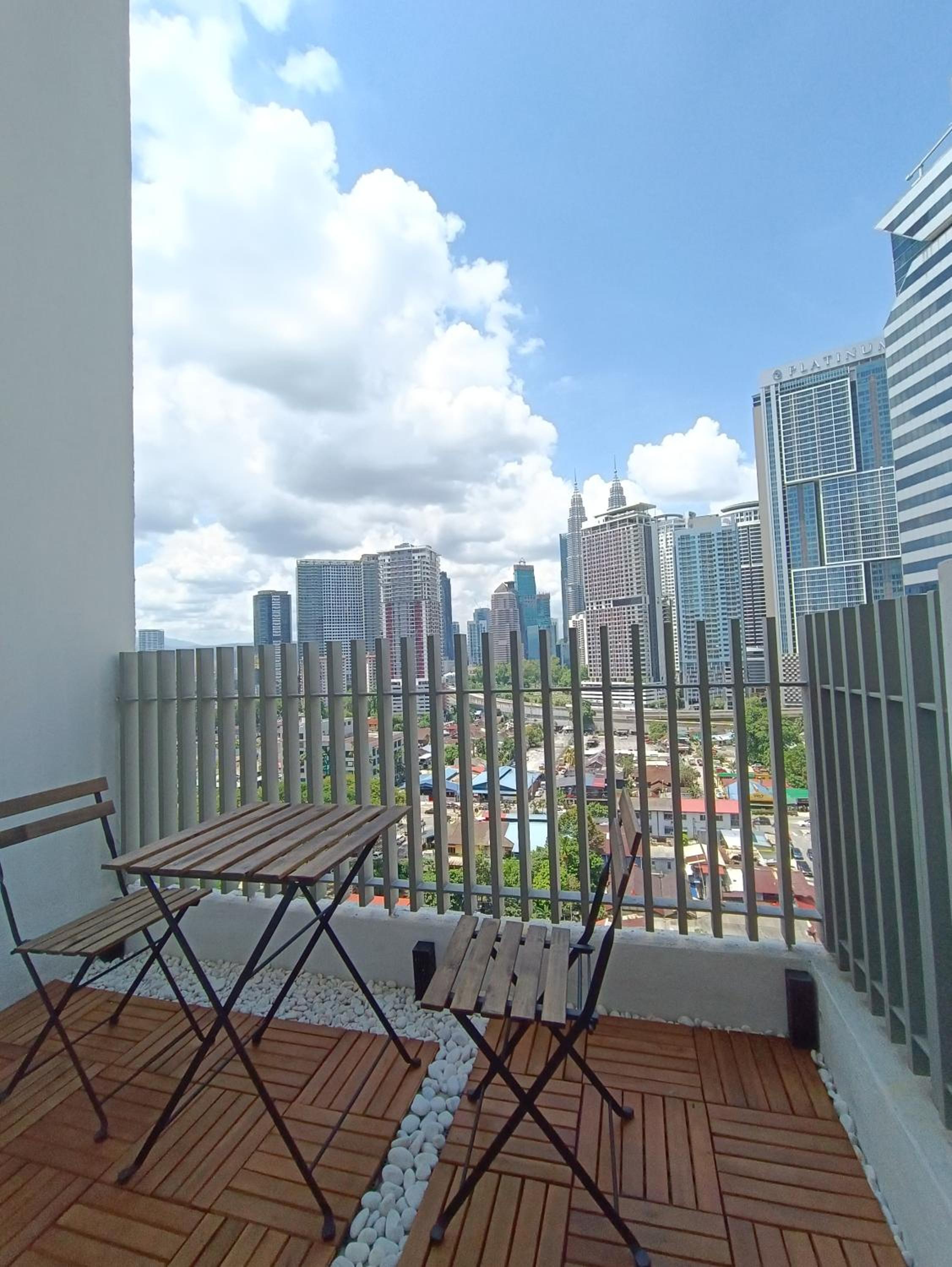 CL 93B Balcony KLCC View Studio