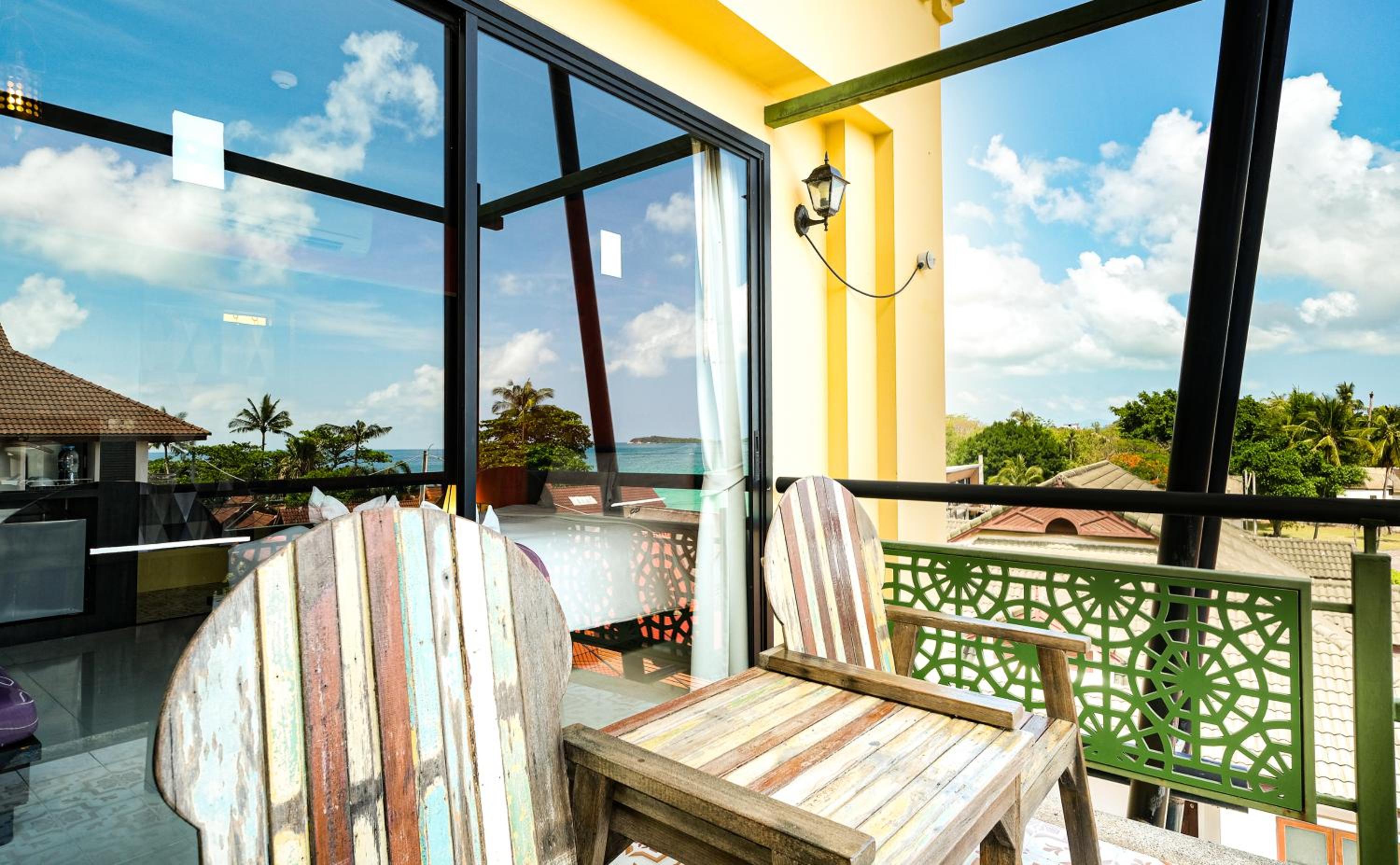 Bhundhari Chaweng Beach Resort Koh Samui - SHA Plus