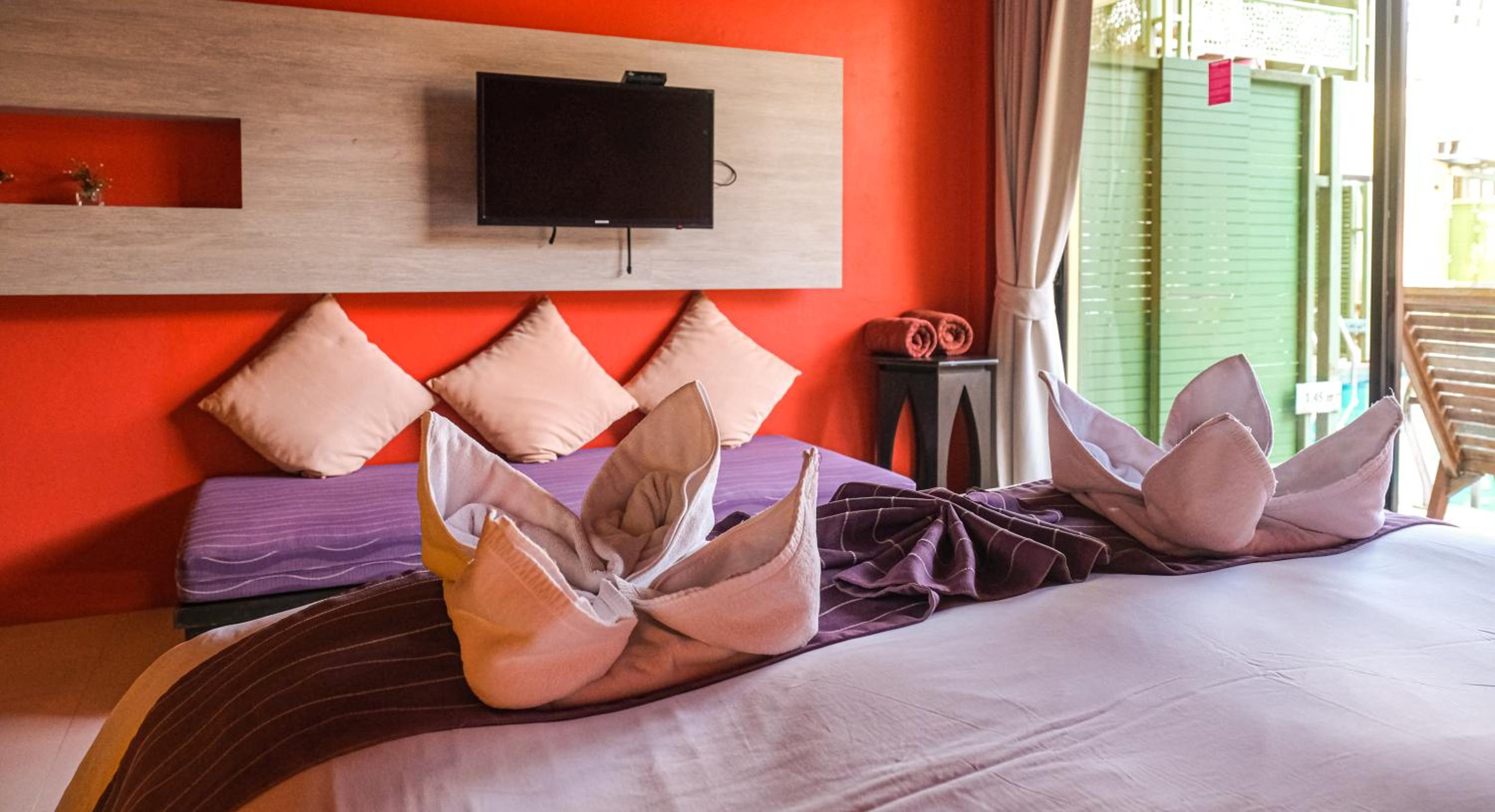 Bhundhari Chaweng Beach Resort Koh Samui - SHA Plus
