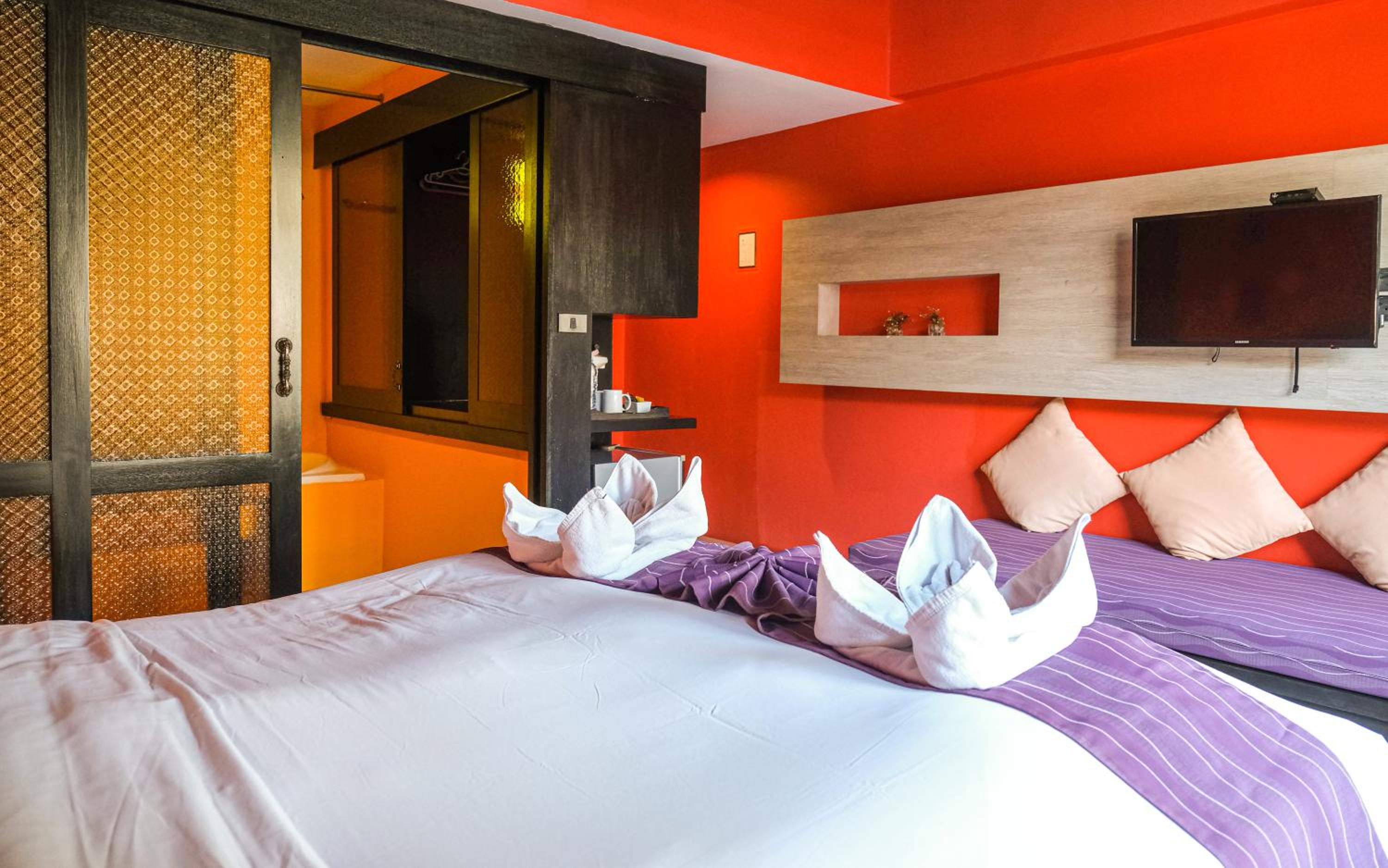 Bhundhari Chaweng Beach Resort Koh Samui - SHA Plus