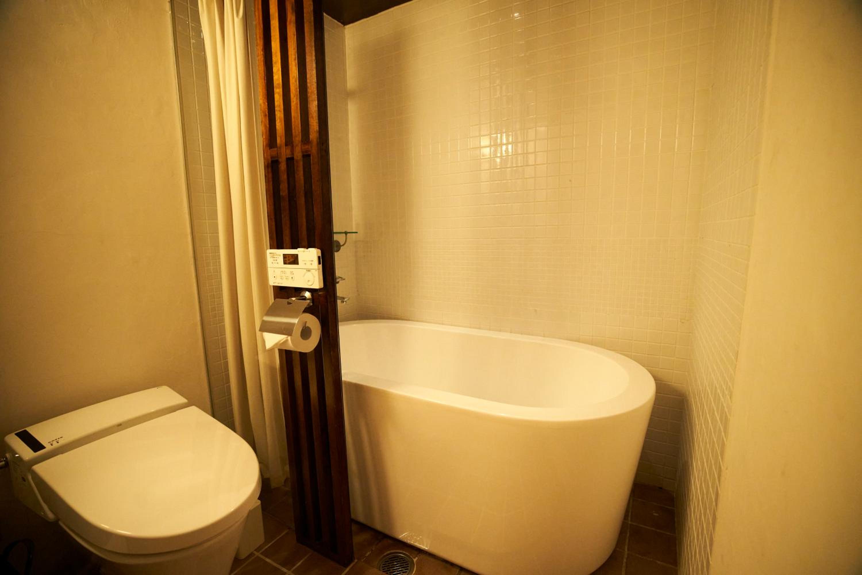 HOTEL Clam Chowder