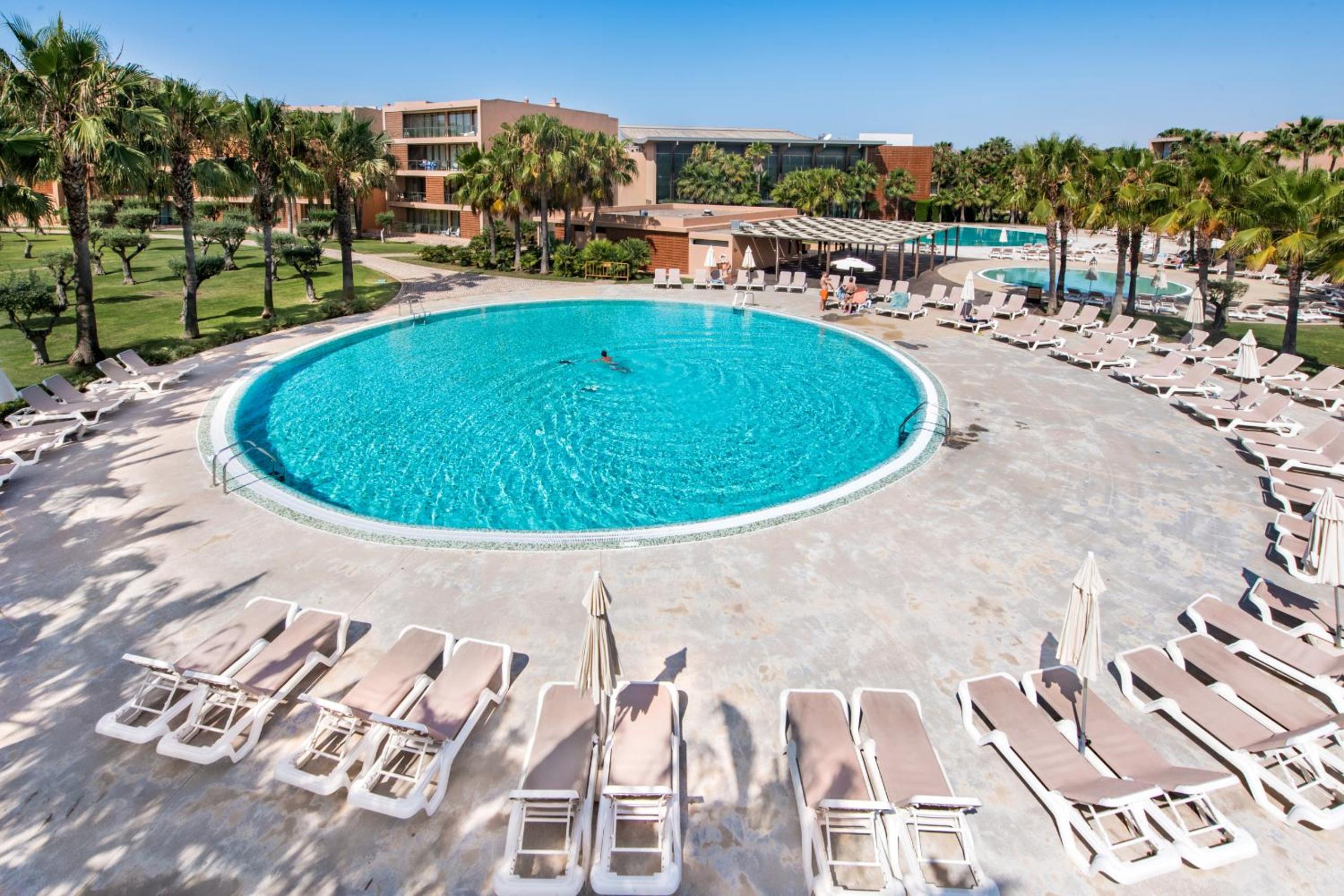 Apt Herdade dos Salgados by Algarve Villa Holidays view 5