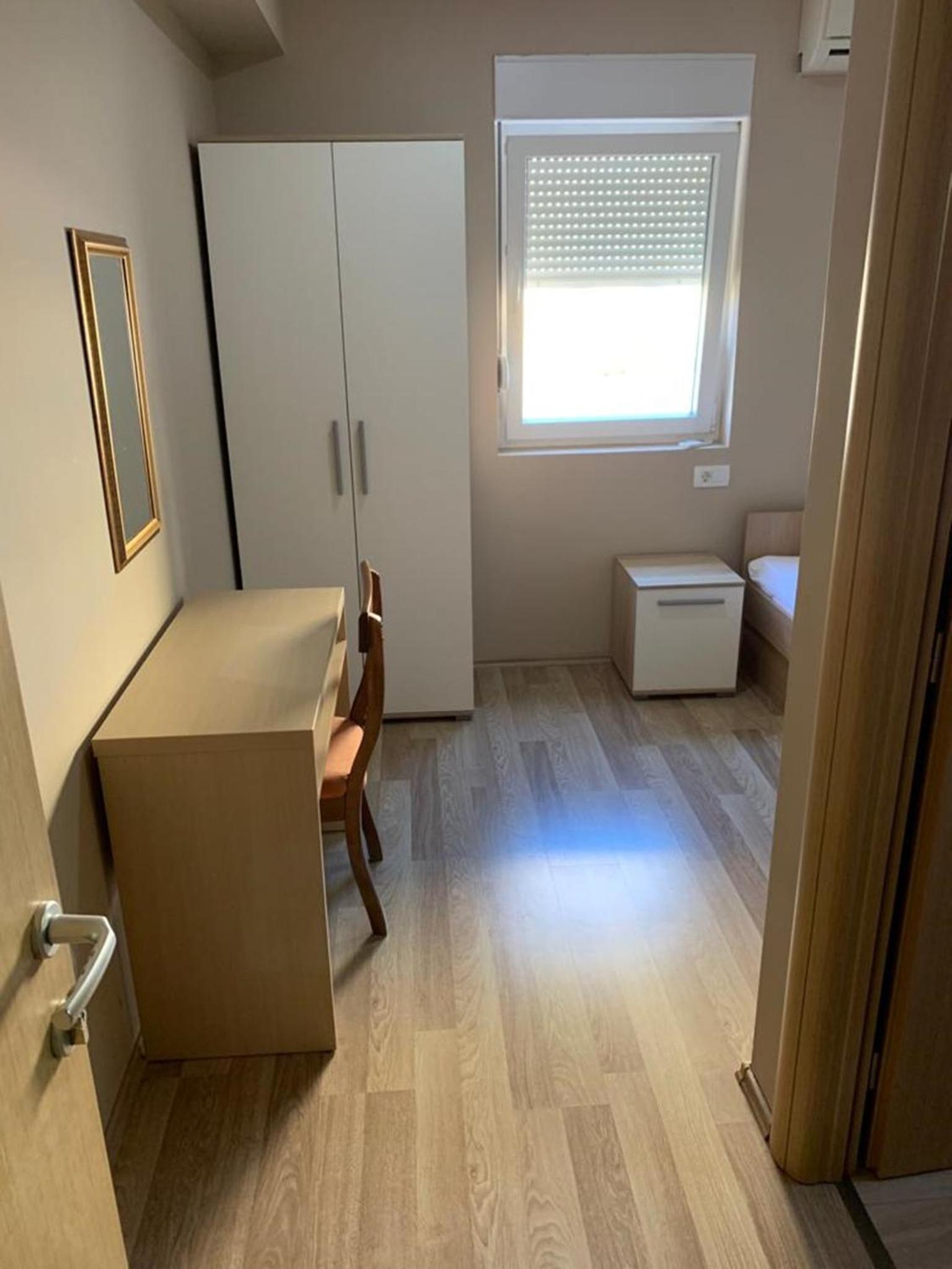 Rooms Ante