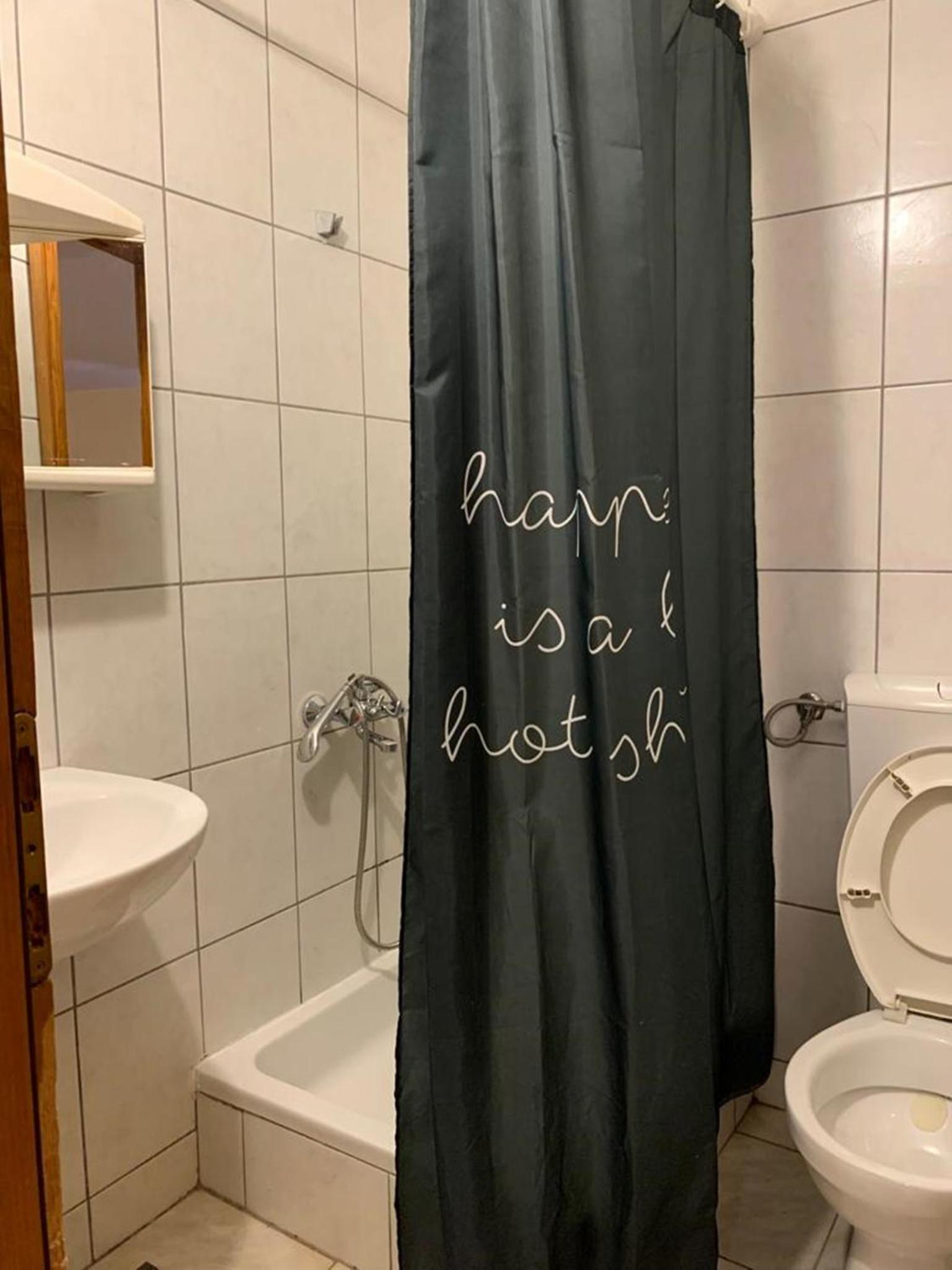 Rooms Ante