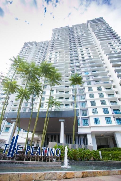 Paradigm Mall Platino Apartment 2BR 2FREE By Natol
