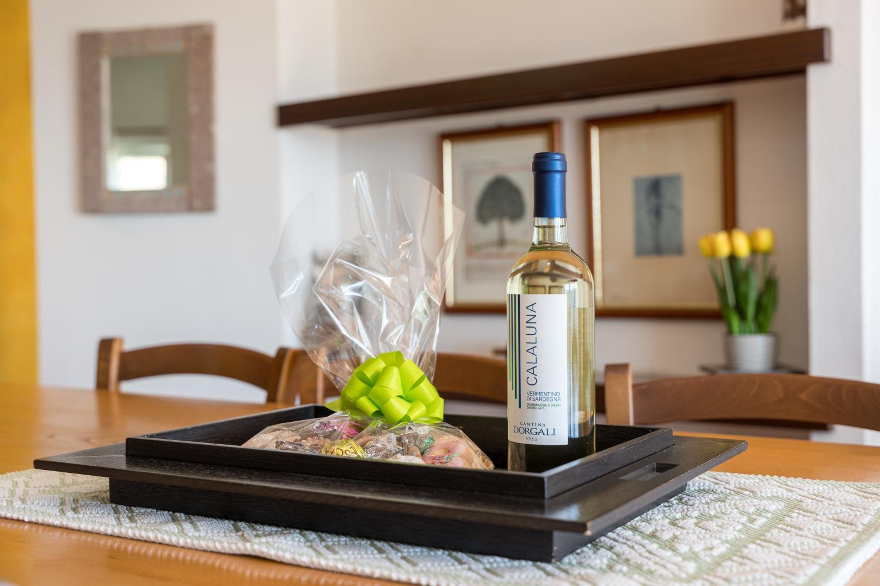 Casa Su Craminu en Dorgali — dining
