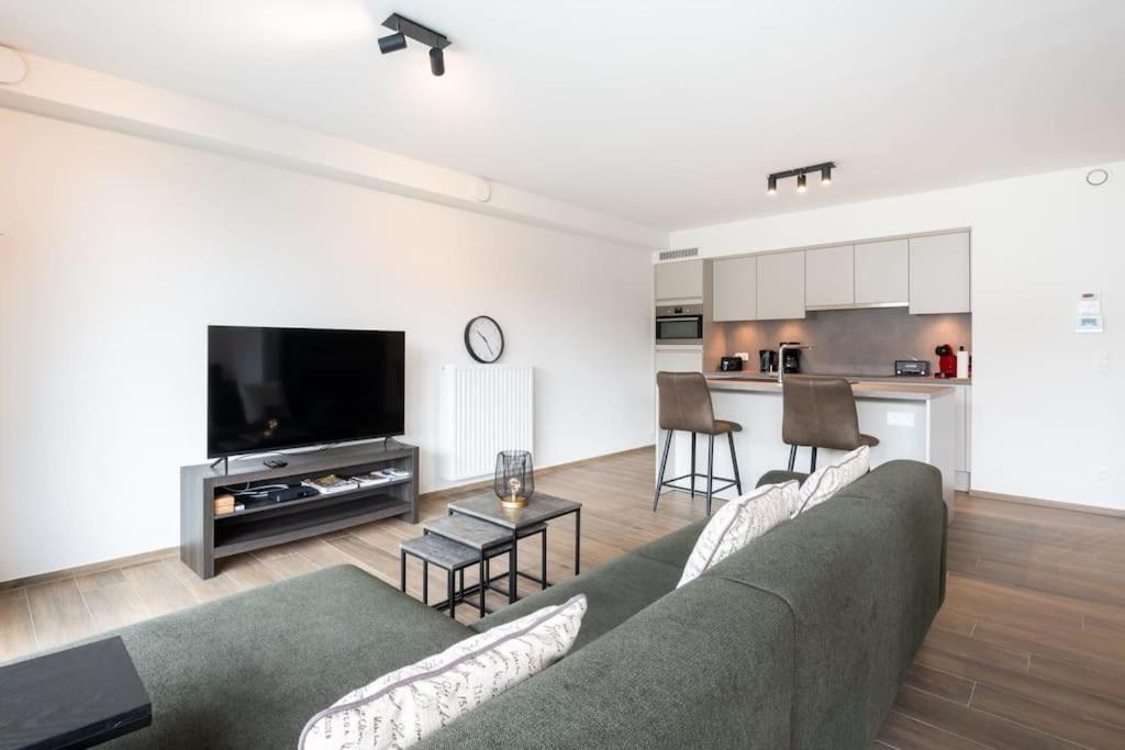 Wonderful new apartment close to the beach