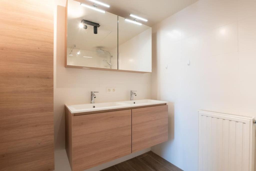 Wonderful new apartment close to the beach