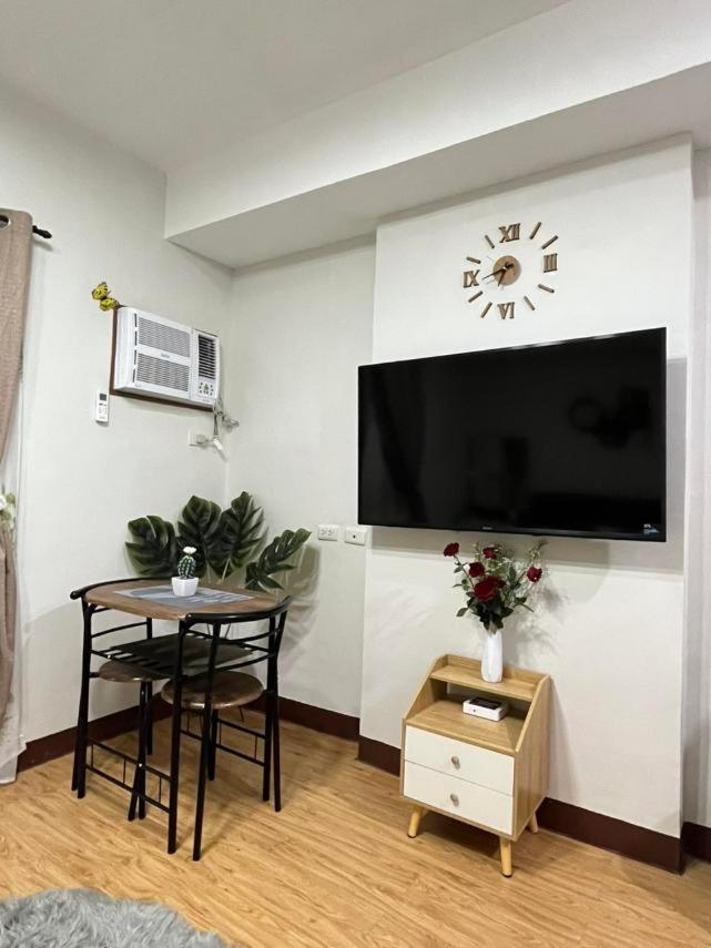 Casa de Gomez at Mesaverte Residences view 2