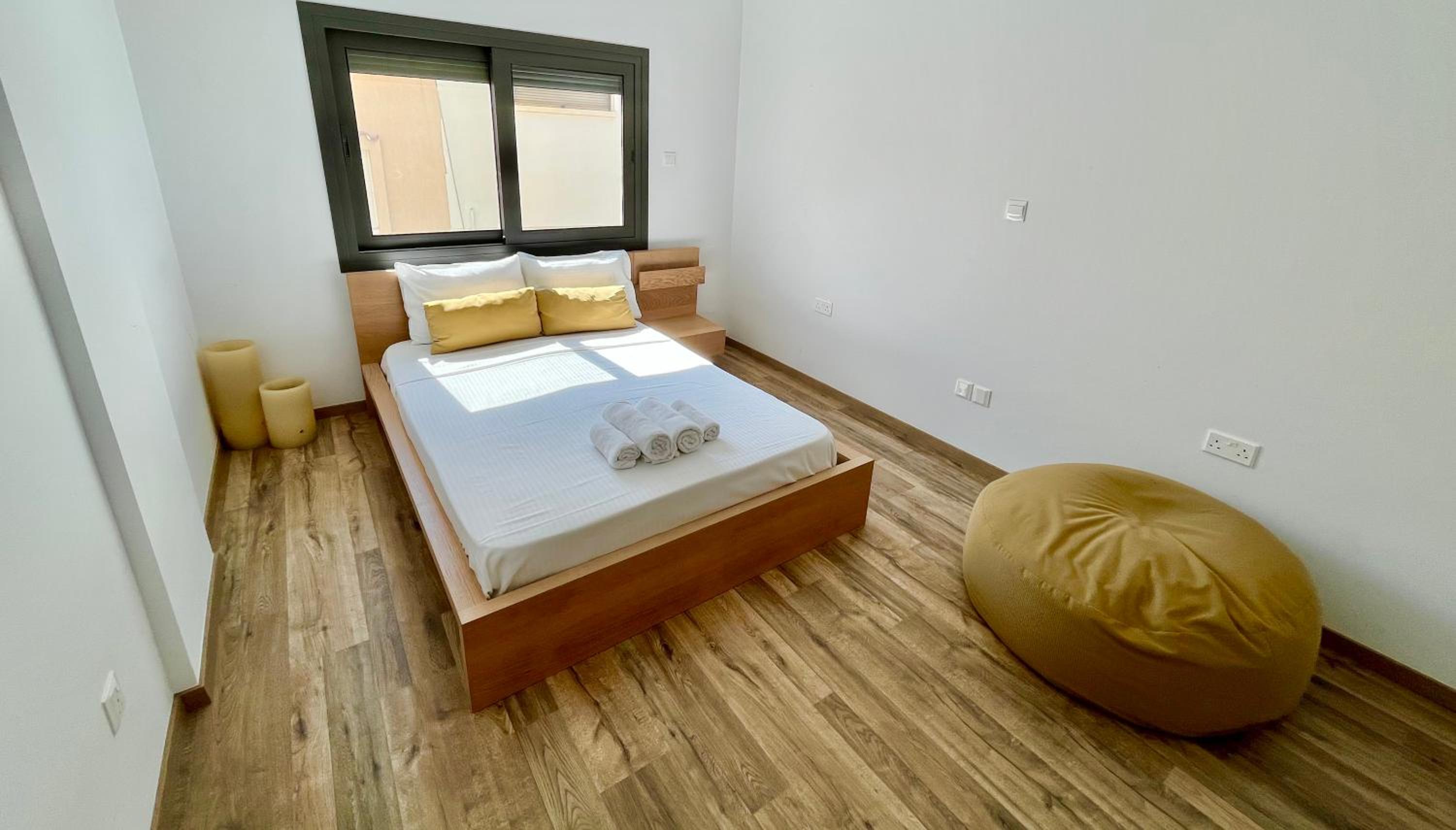 Top Artistic Luxury Apartment