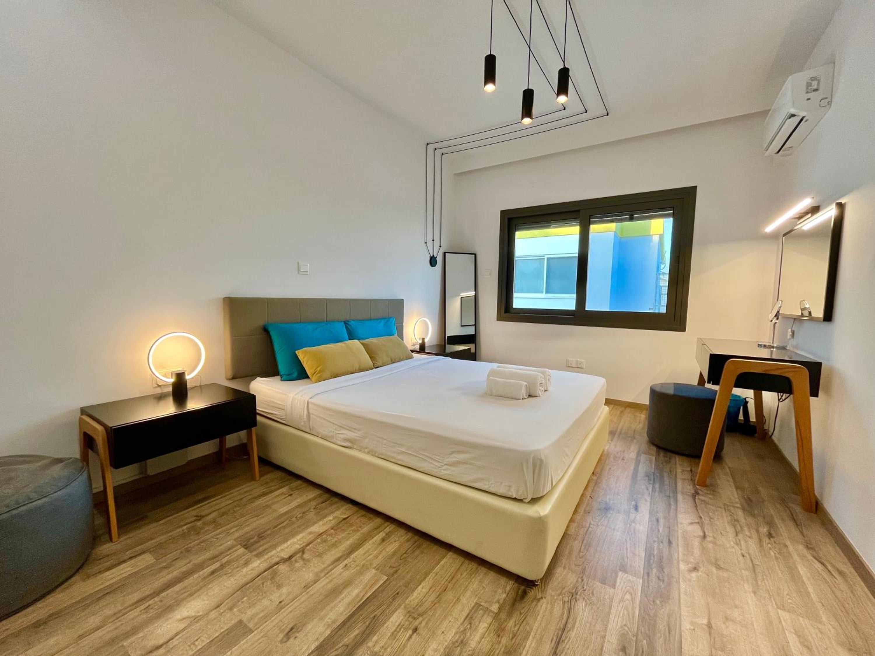 Top Artistic Luxury Apartment