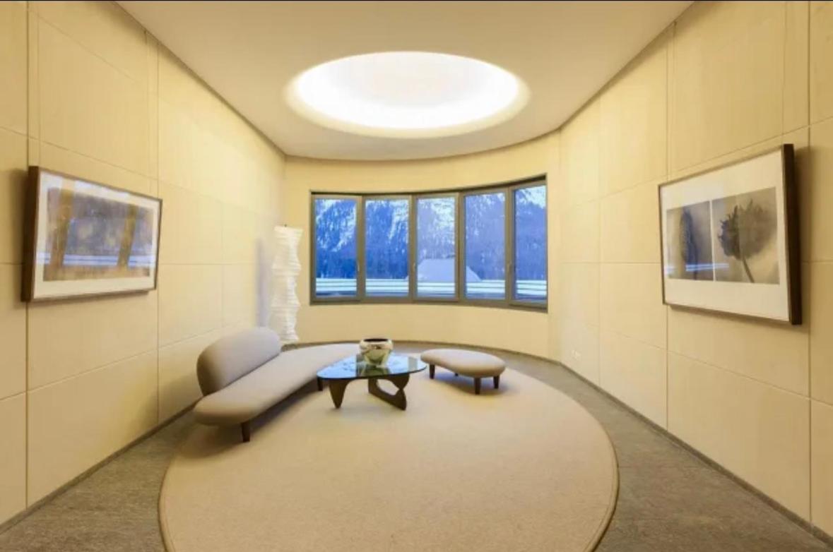 Luxorius living in the heart of St. Moritz Dorf