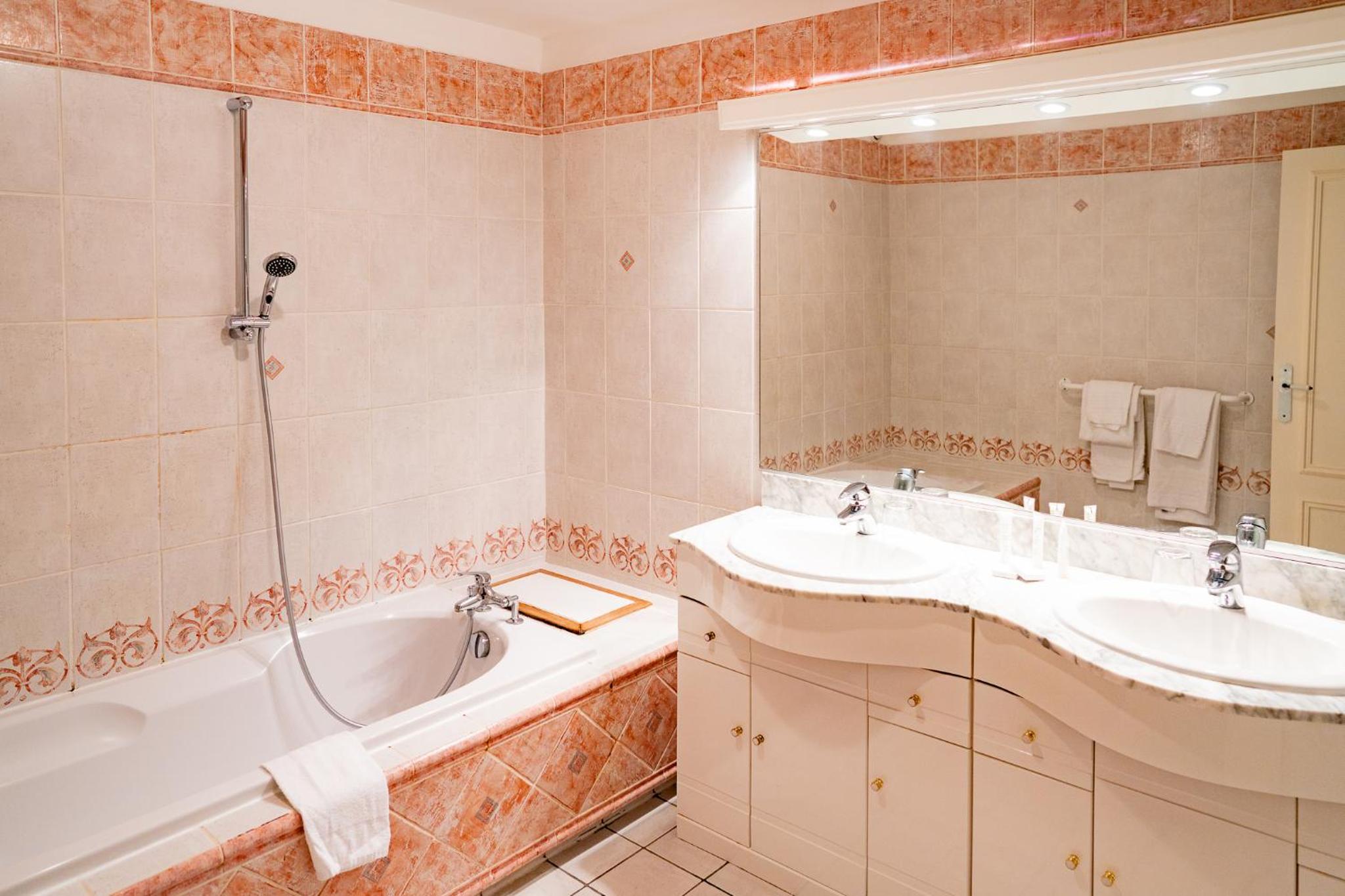 Hotel de Margaux - Property Image 80