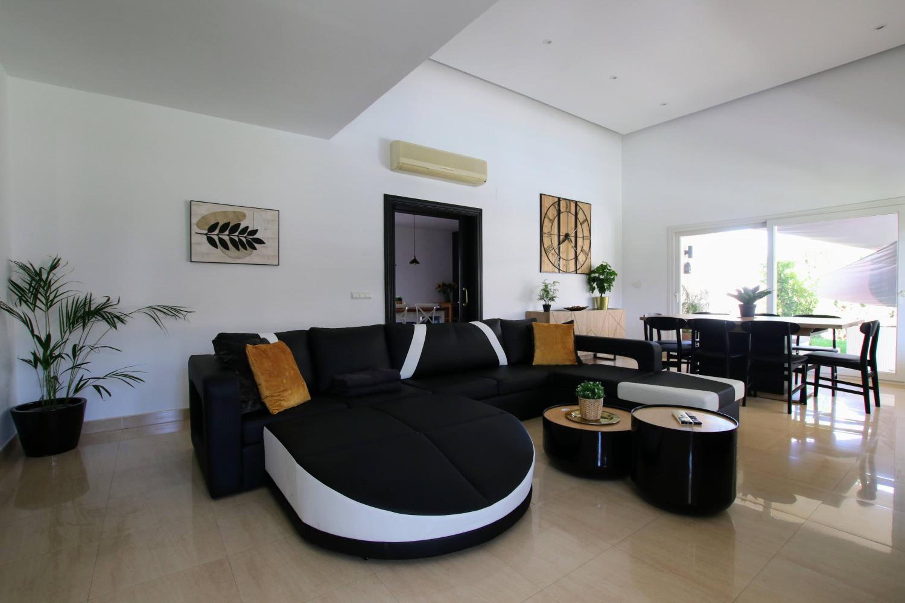 TESS Villa Jocalo