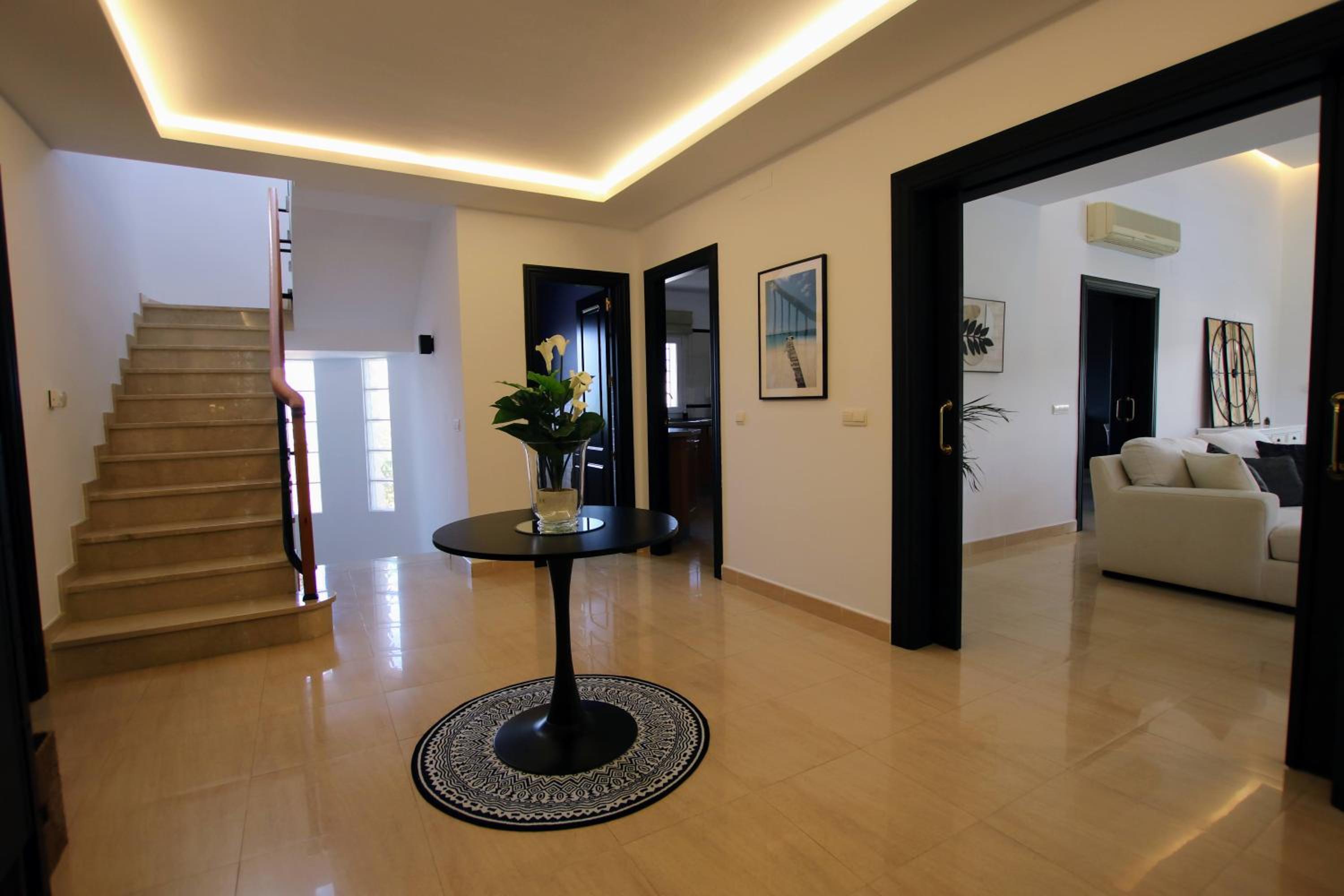 TESS Villa Jocalo