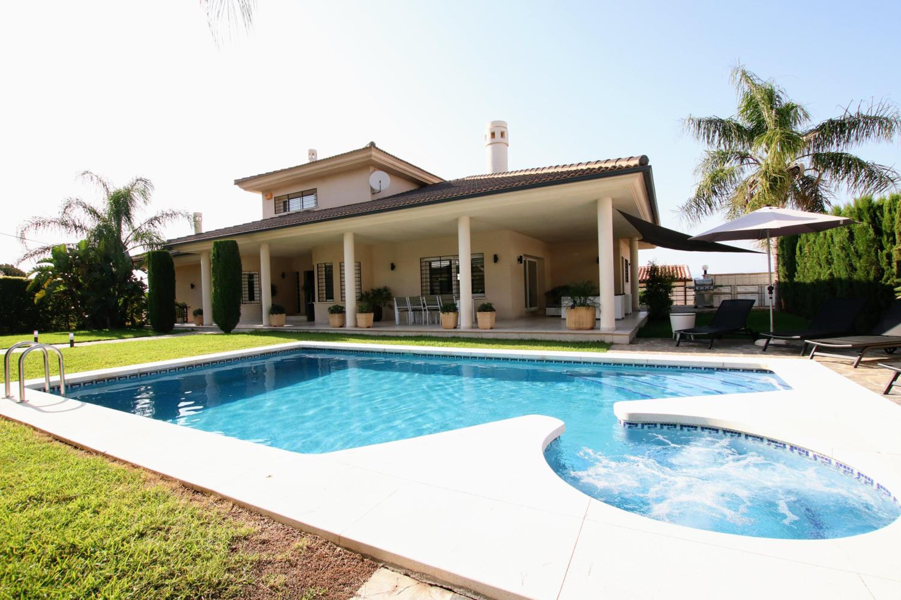TESS Villa Jocalo